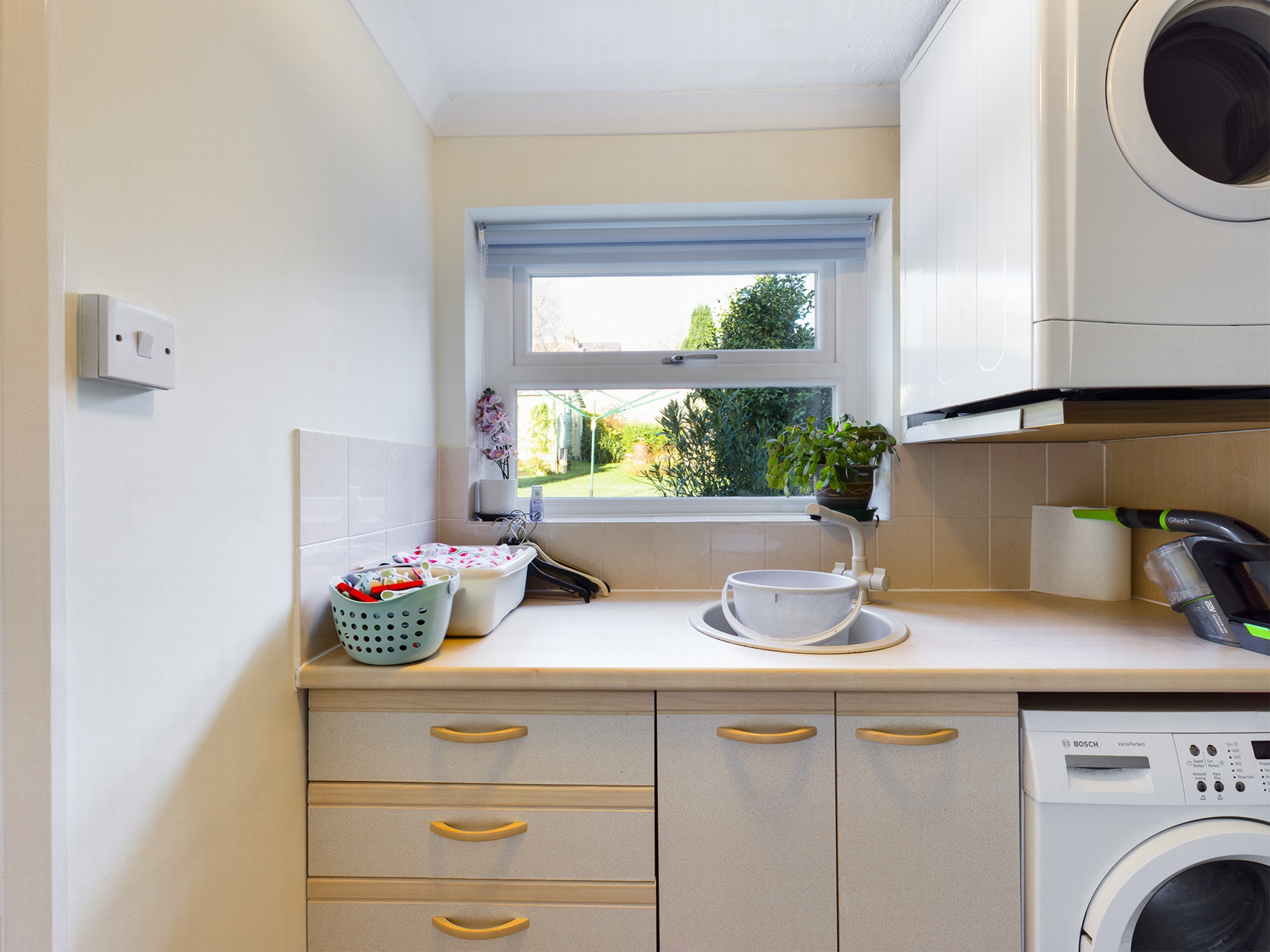 Property For Sale Windermere Road, Haywards Heath, RH16 3 Bedroom