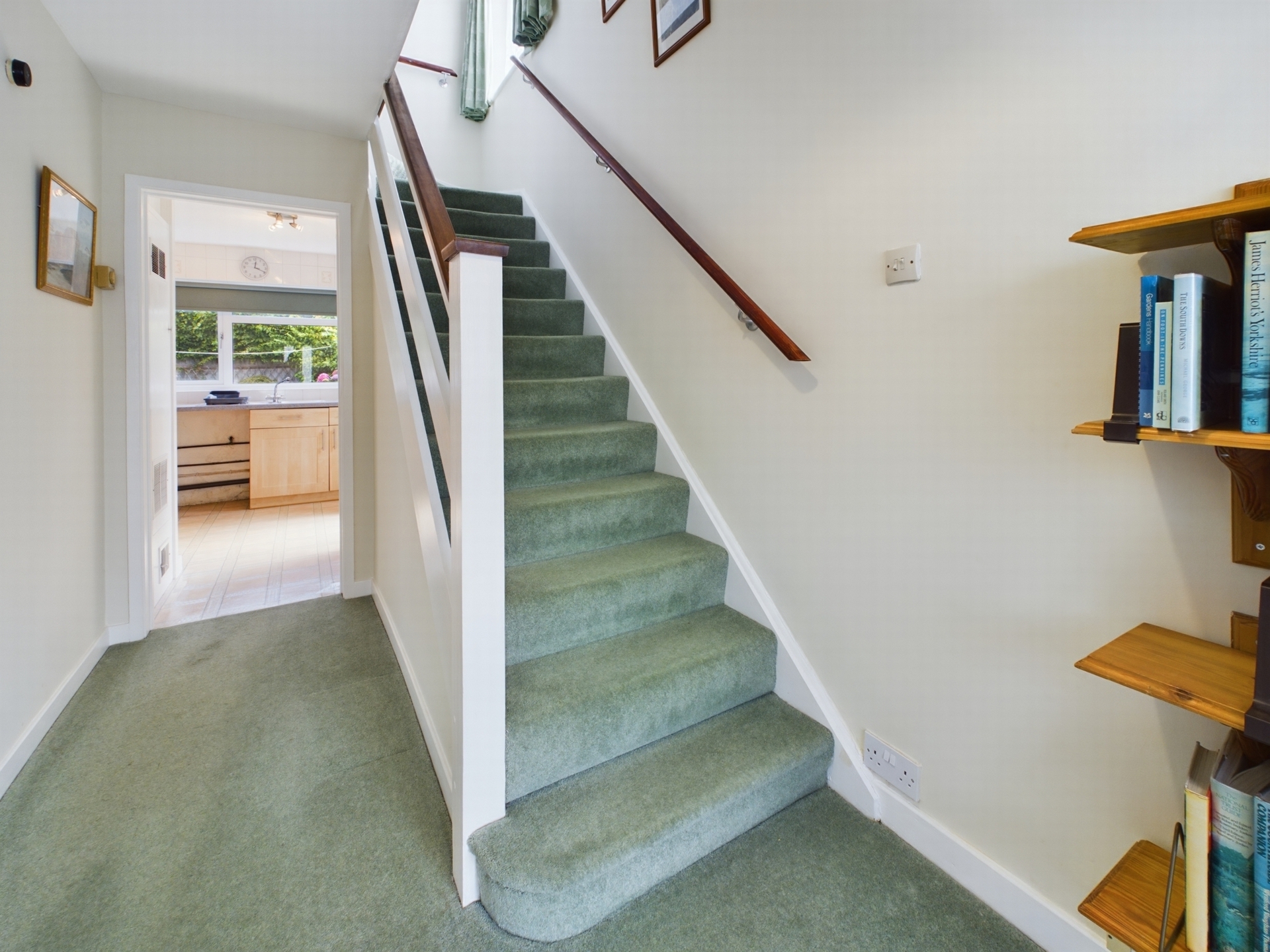 Property For Sale Barnmead, Haywards Heath, RH16 3 Bedroom House Semi