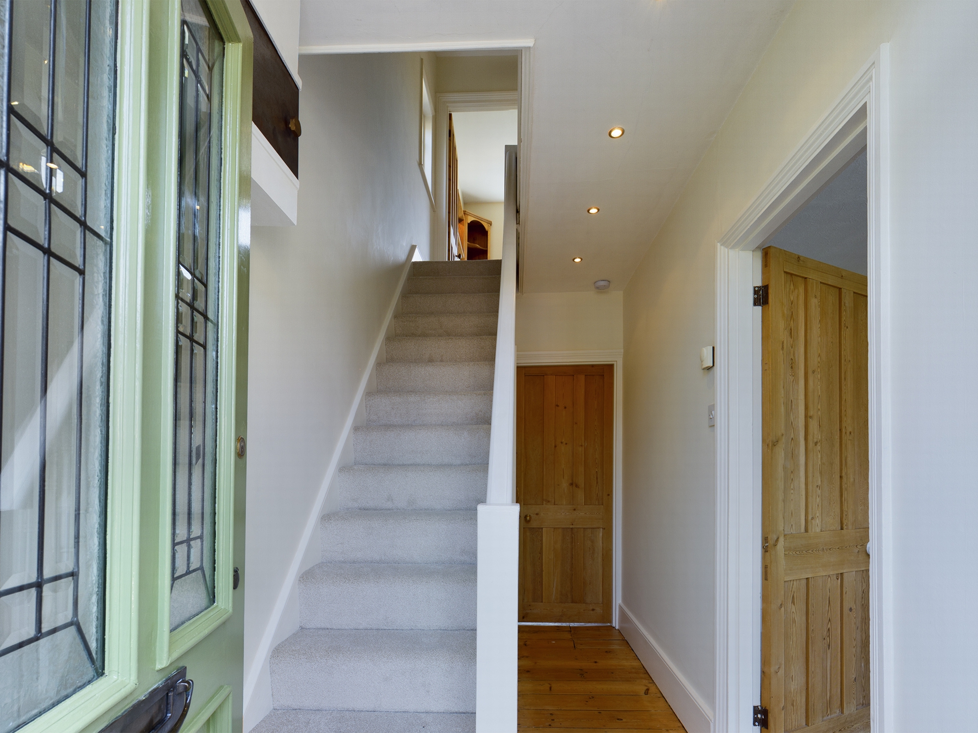 Property For Sale Kents Road, Haywards Heath, RH16 2 Bedroom House