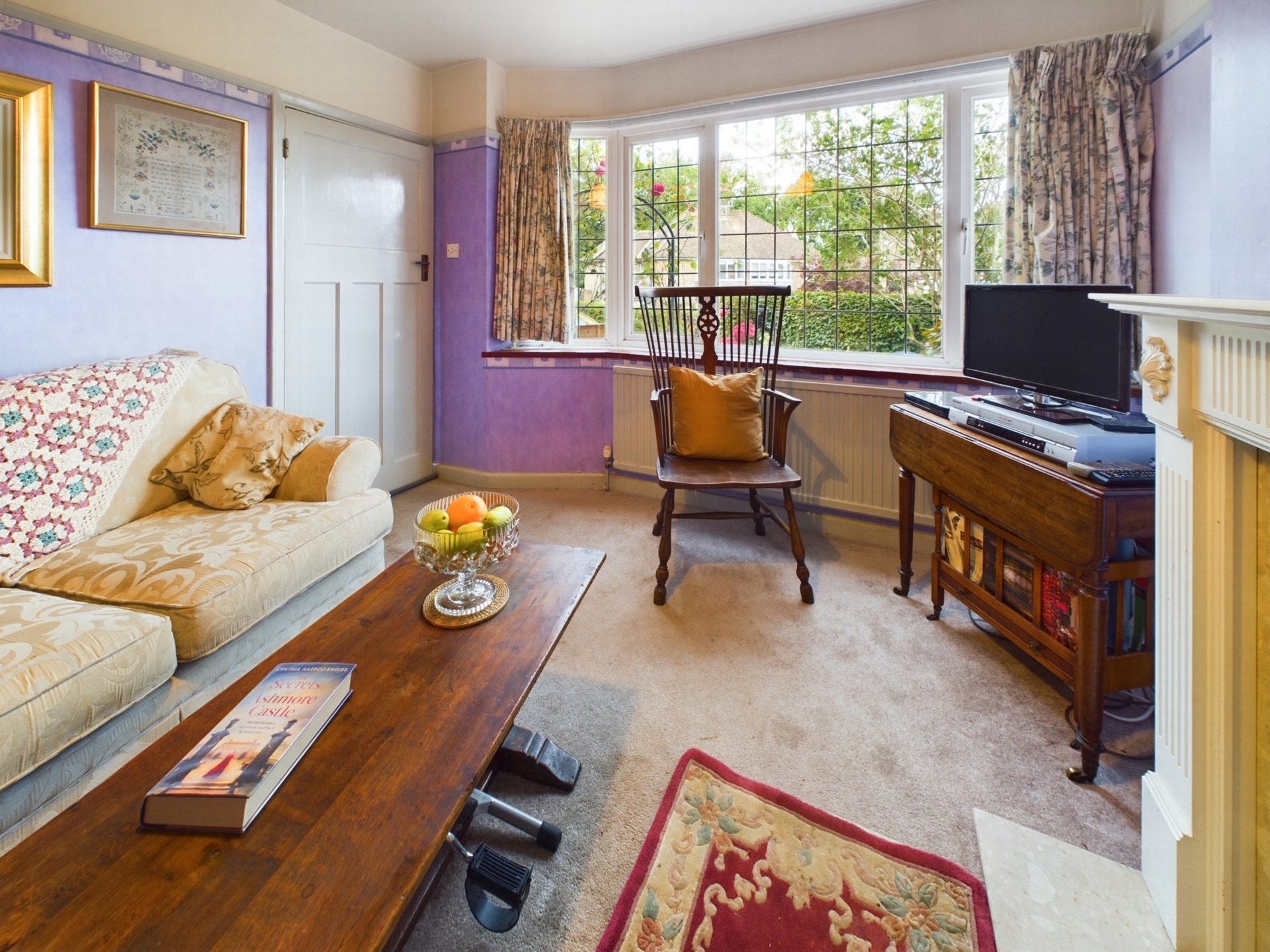 Property For Sale Edward Road, Haywards Heath, RH16 3 Bedroom House