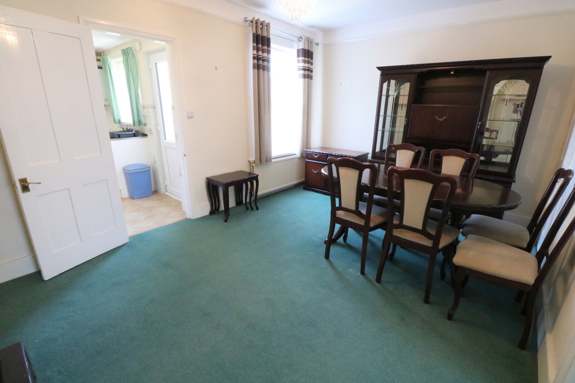 Property For Sale Gower Road, Haywards Heath, RH16 2 Bedroom House