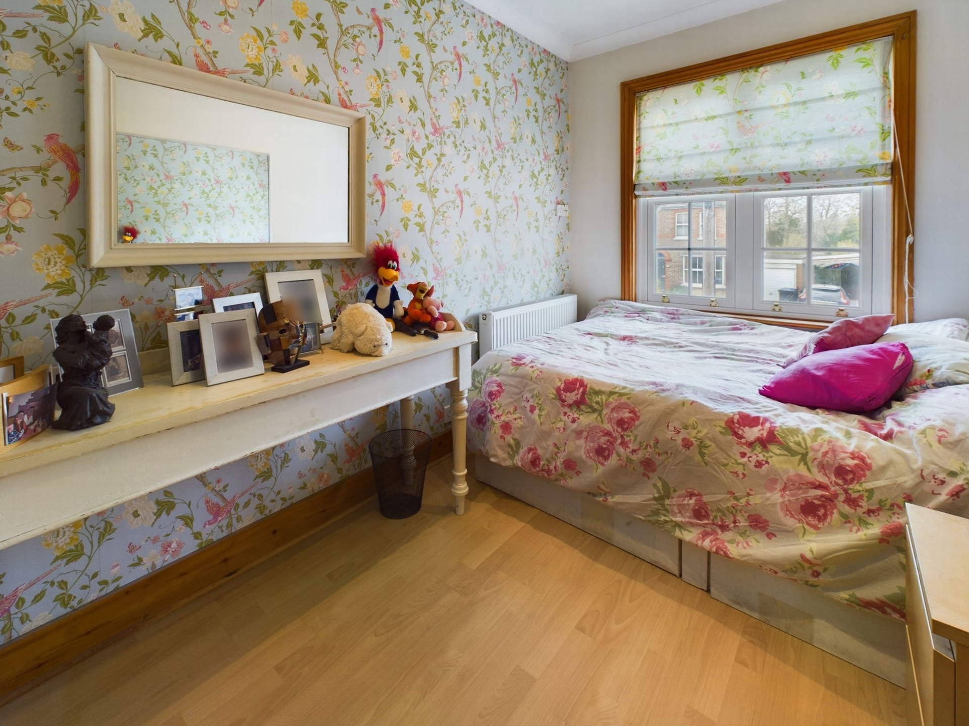 Property For Sale Western Road, Haywards Heath, RH16 4 Bedroom House