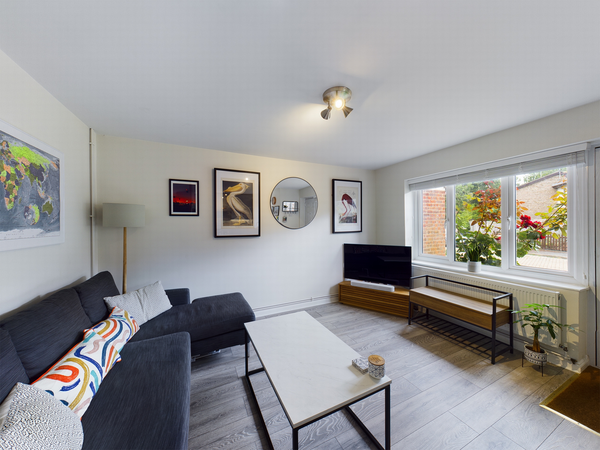 Property For Sale Mill Stream Meadow, Haywards Heath, RH16 1 Bedroom