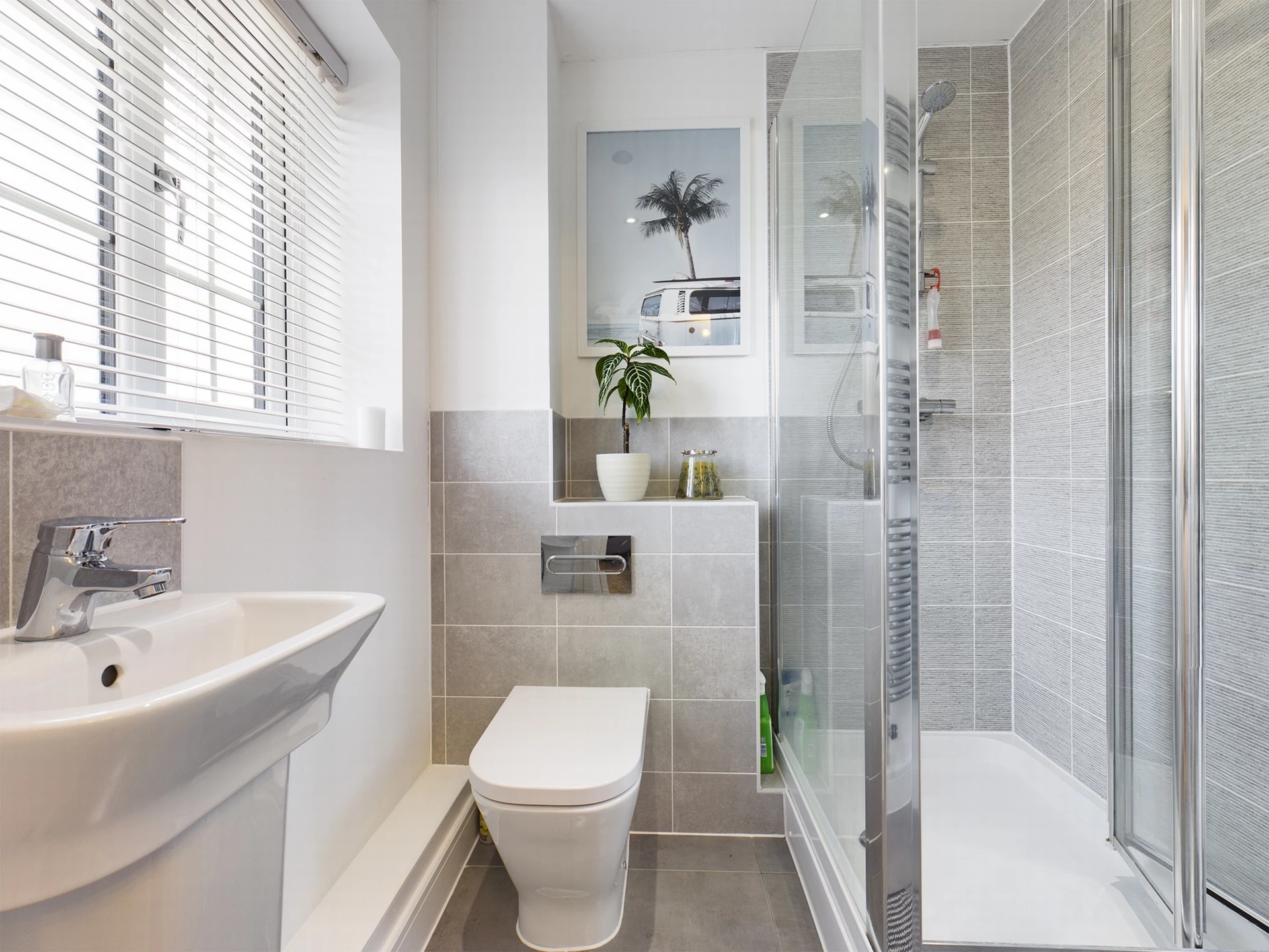 En Suite Shower