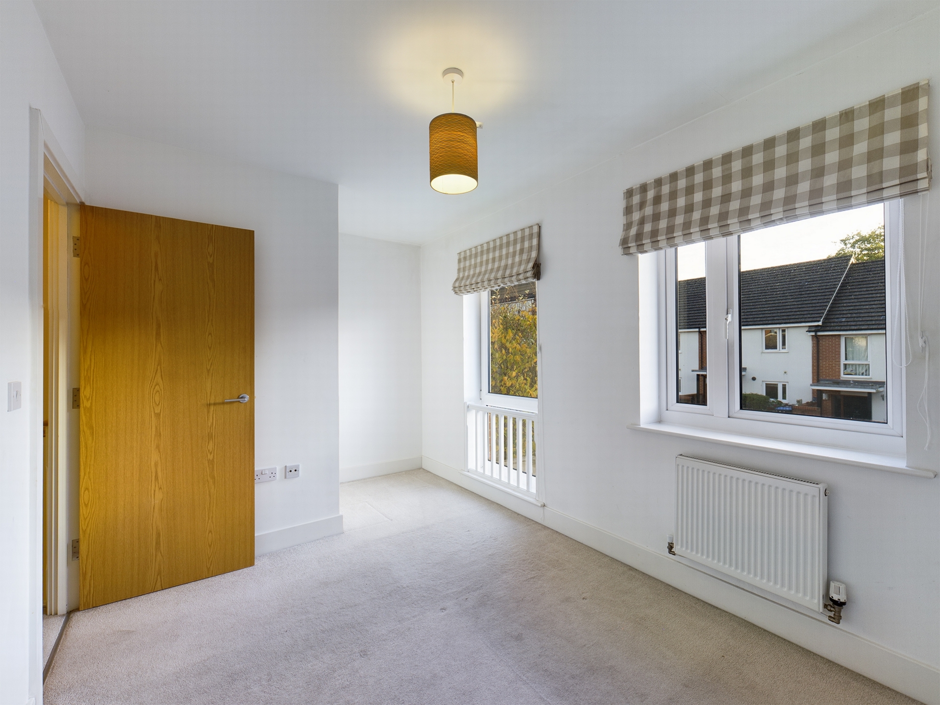 Property For Sale Lexington Drive, Haywards Heath, RH16 2 Bedroom