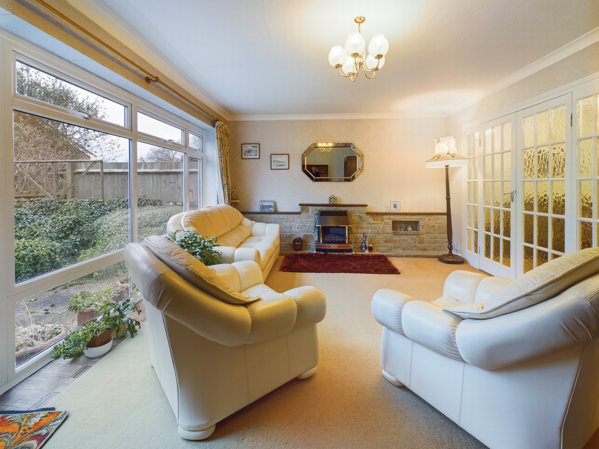 Property For Sale Barnmead, Haywards Heath, RH16 3 Bedroom House