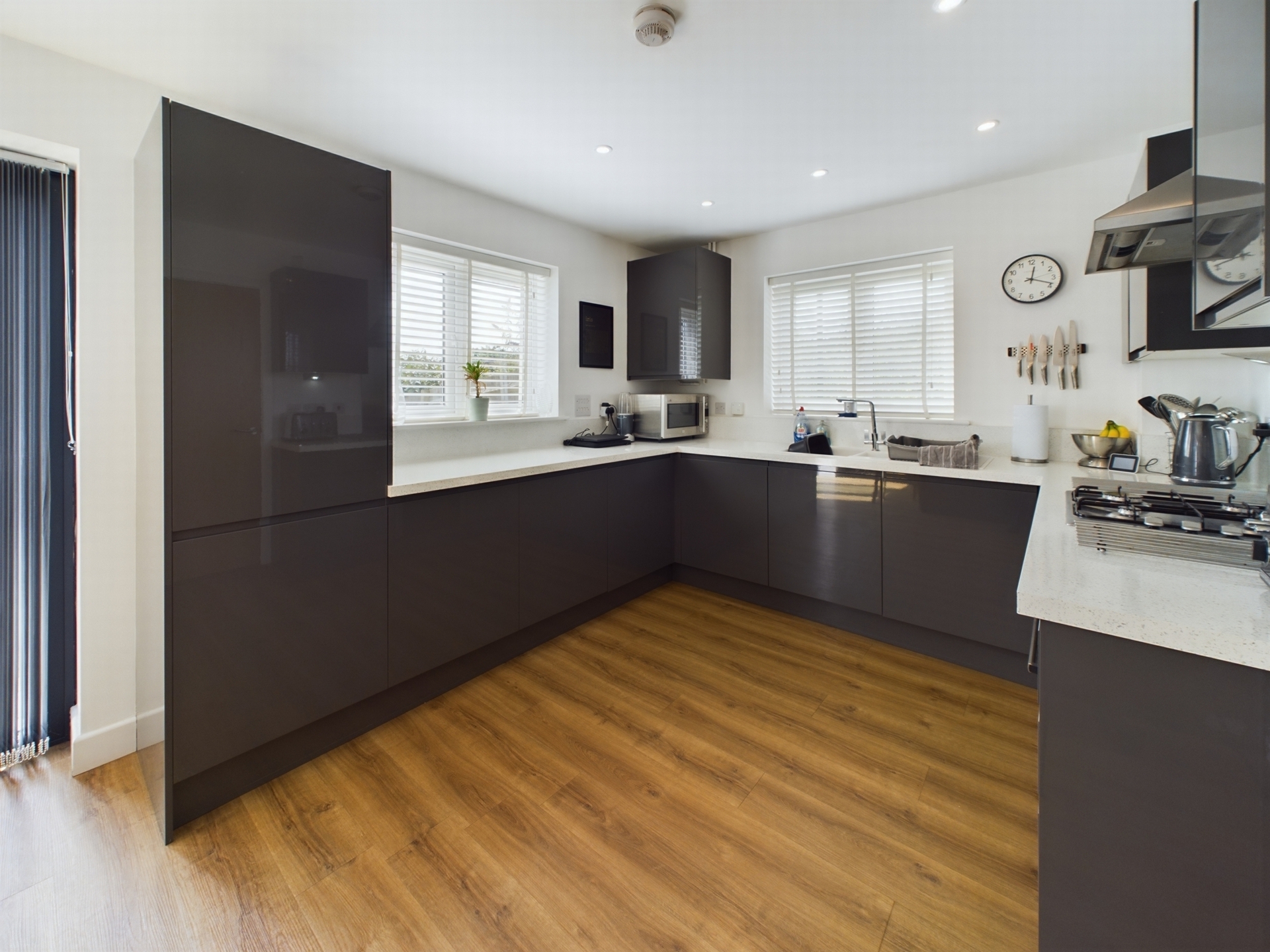 Property For Sale Barry Drive, Haywards Heath, RH16 4 Bedroom House