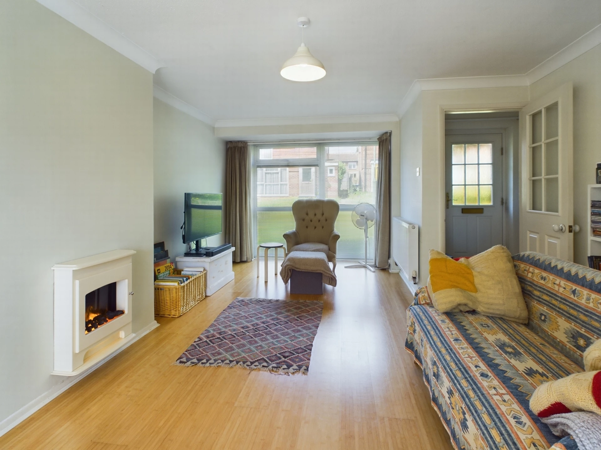 Sitting/Dining Room