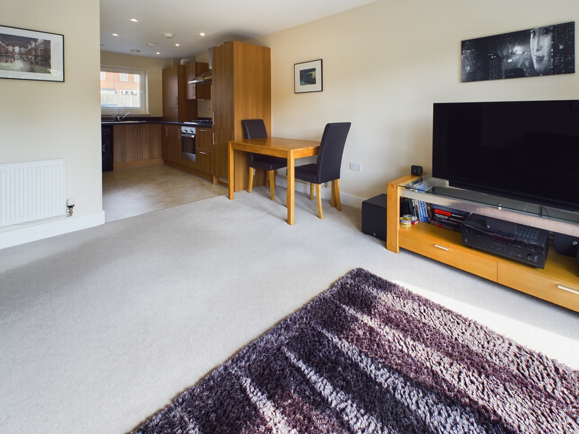 Property For Sale Woodvale Lane, Haywards Heath, RH16 1 Bedroom Flat