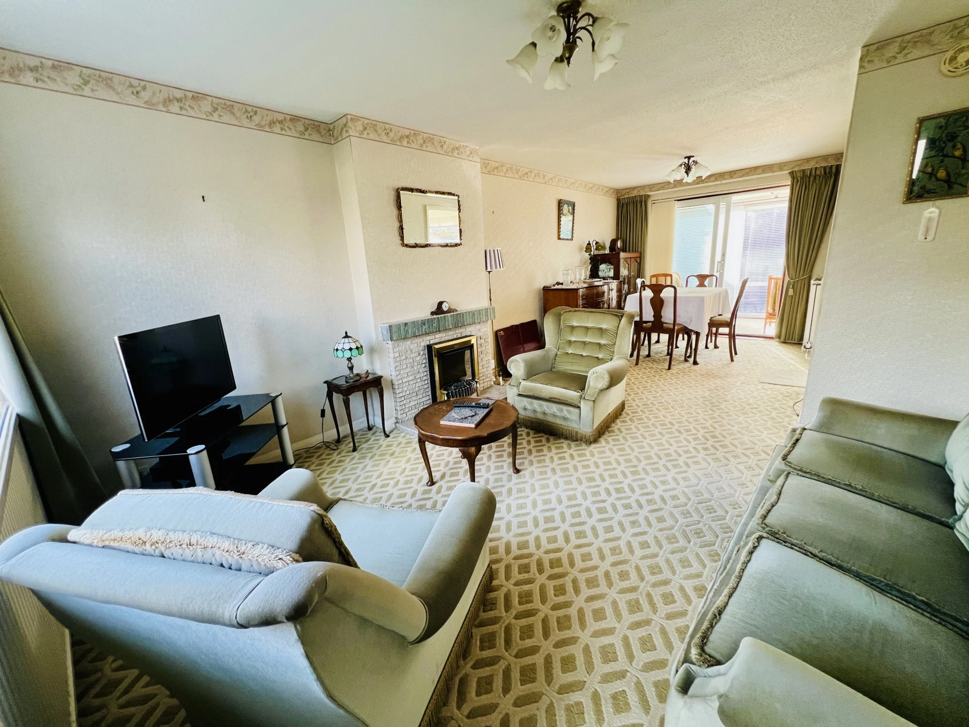 Living/Dining Room
