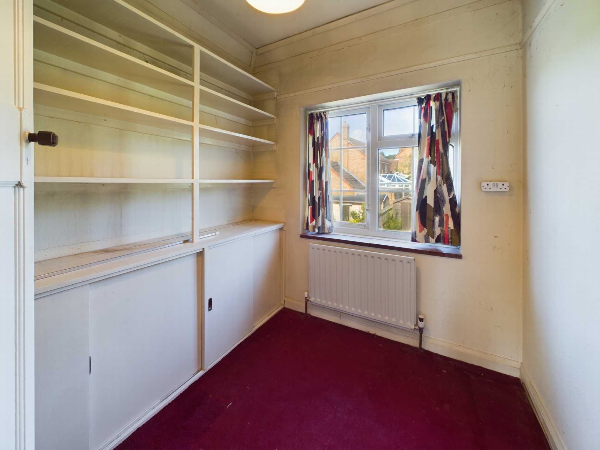 Property For Sale Edward Road, Haywards Heath, RH16 3 Bedroom House