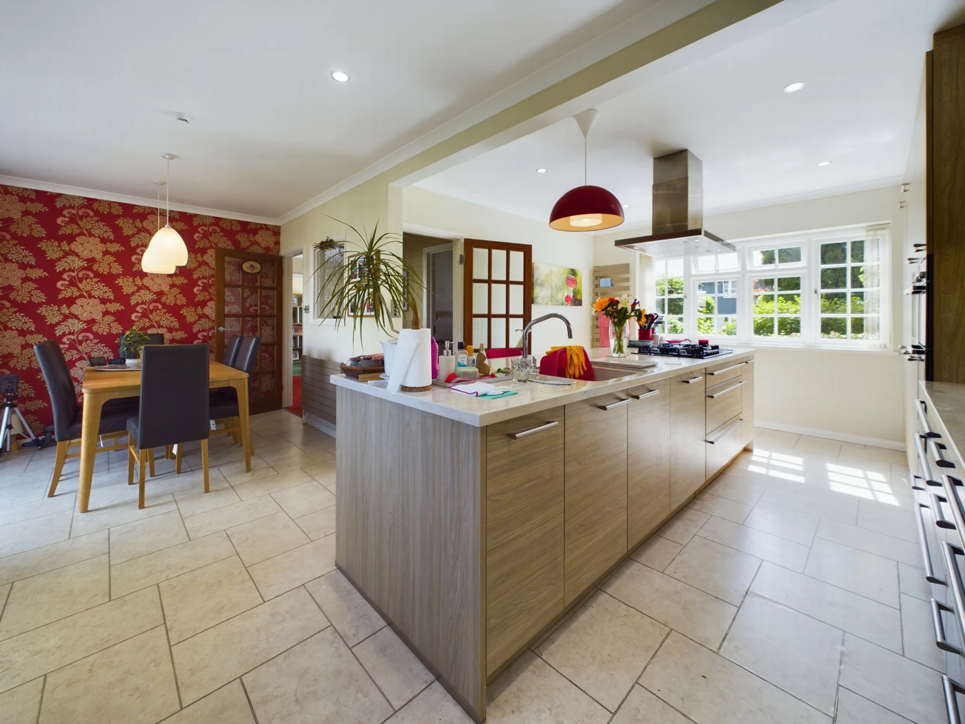 Kitchen & Dining Room