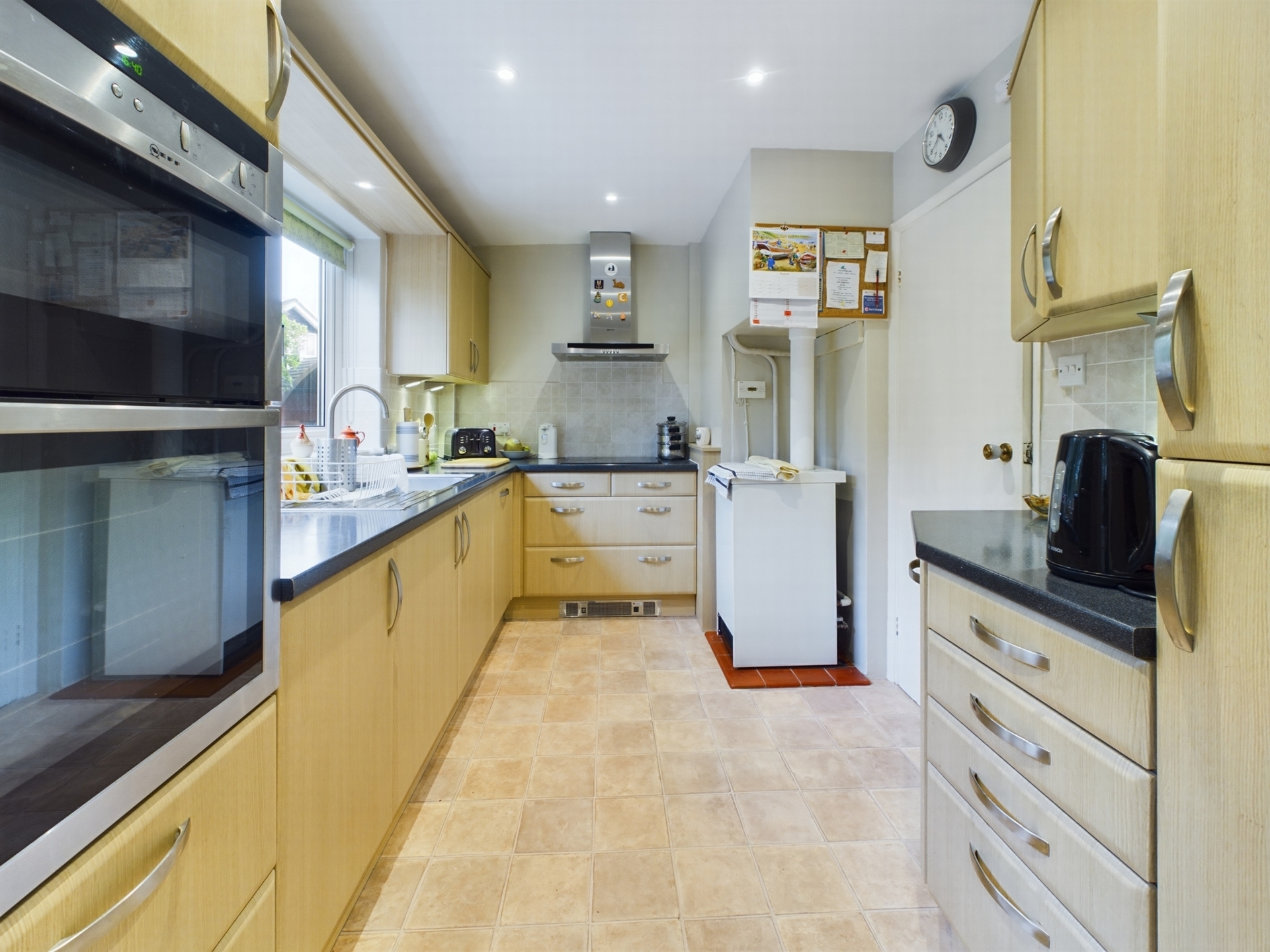 Property For Sale Turners Mill Road, Haywards Heath, RH16 3 Bedroom