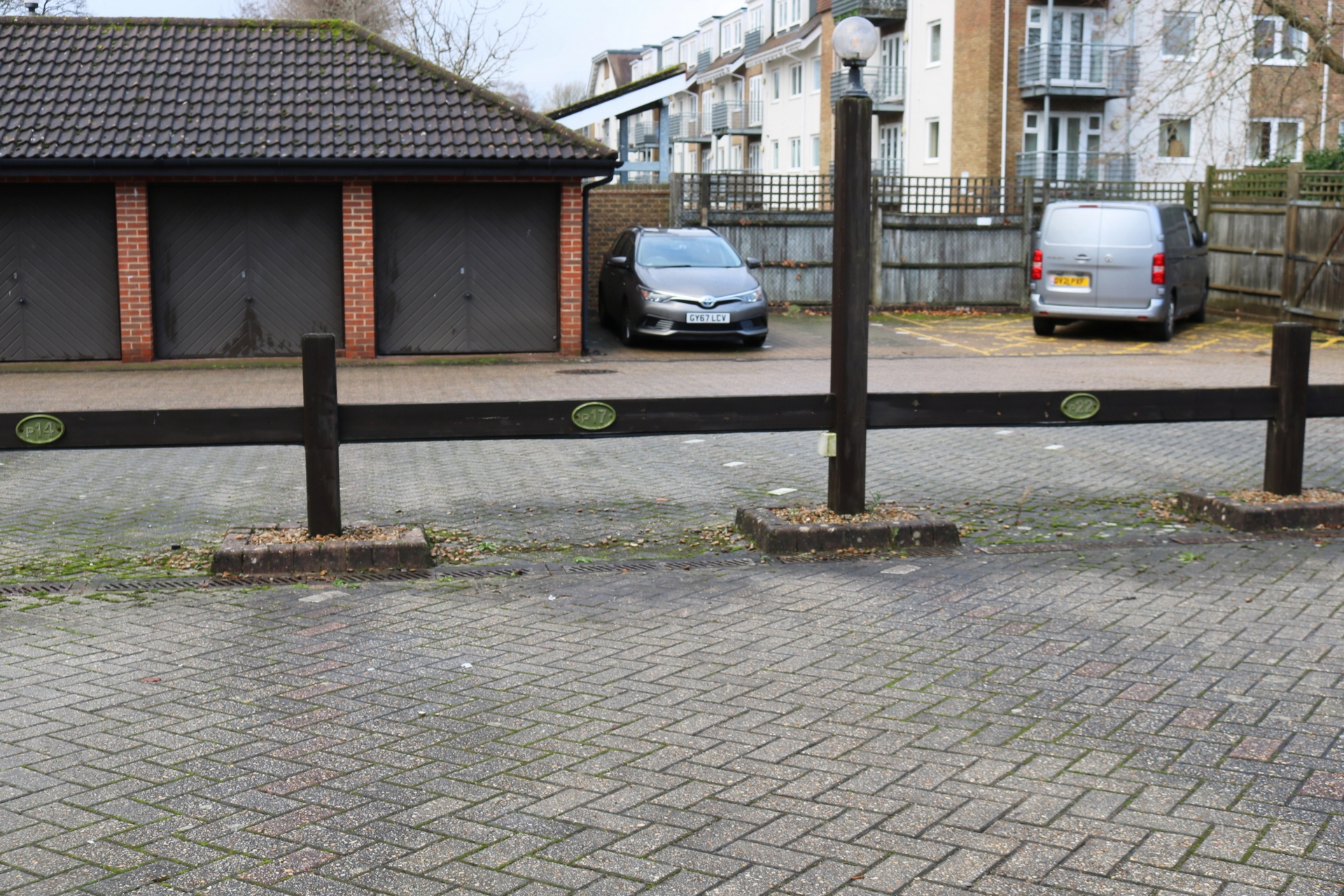 Property For Sale Great Heathmead, Haywards Heath, RH16 1 Bedroom