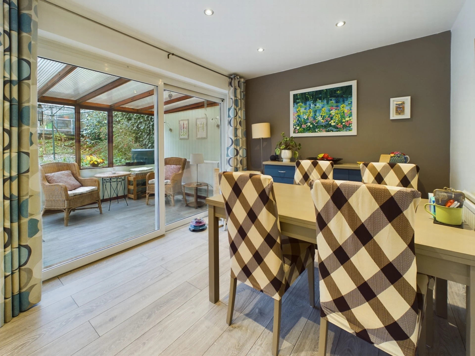 Dining & Garden Rm