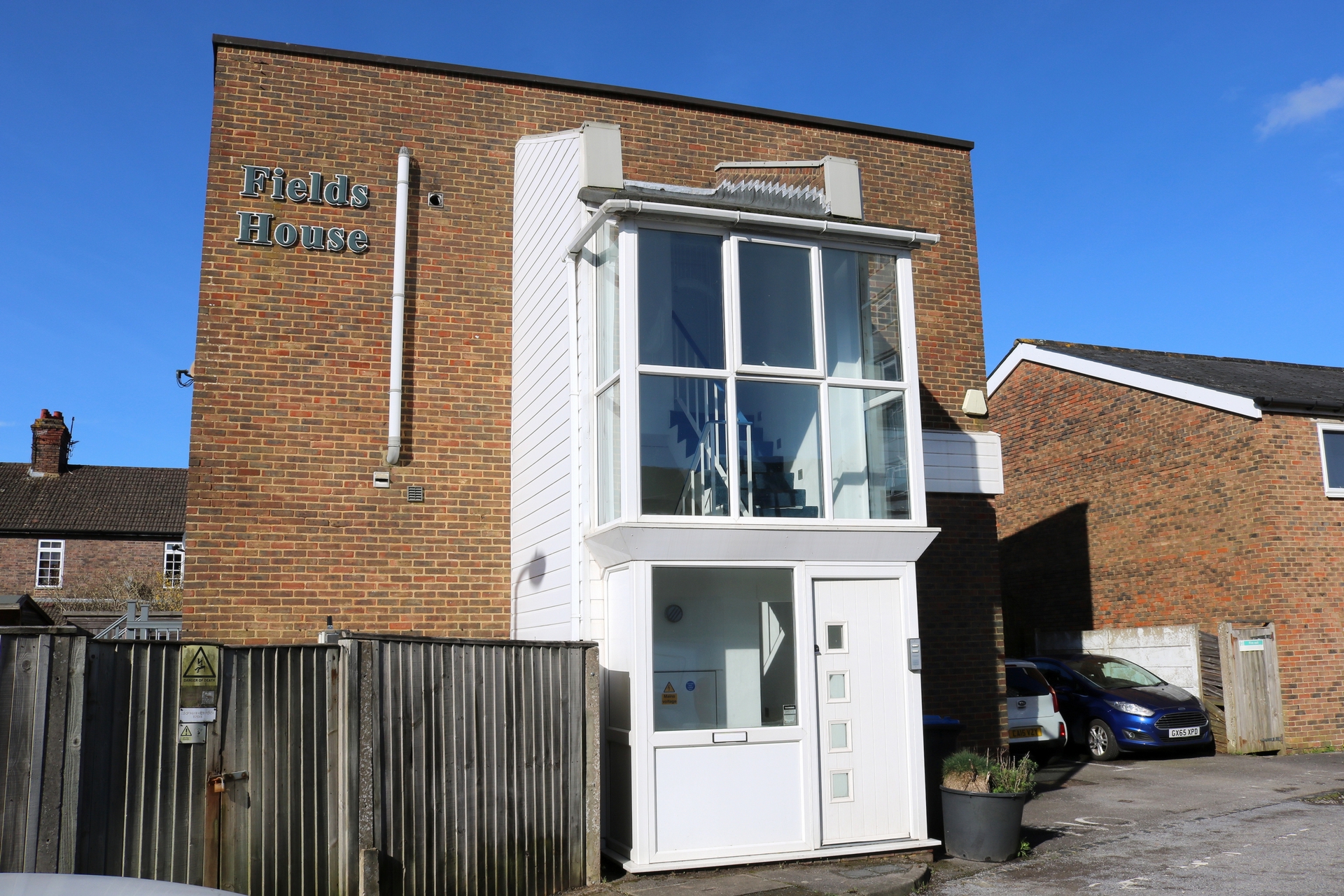 Property For Sale Gower Road, Haywards Heath, RH16 1 Bedroom Flat