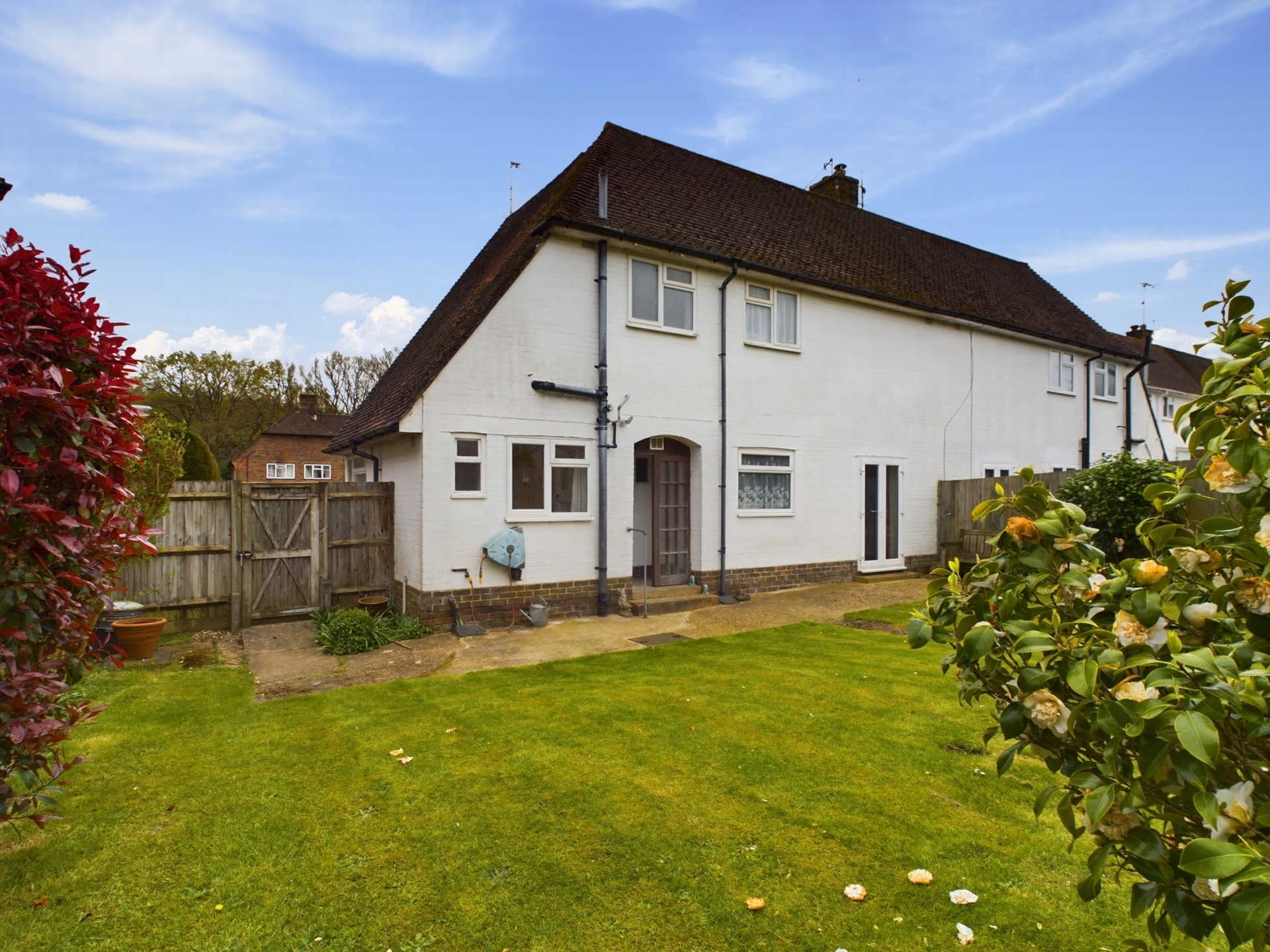 Property For Sale Allen Road, Haywards Heath, RH16 2 Bedroom House