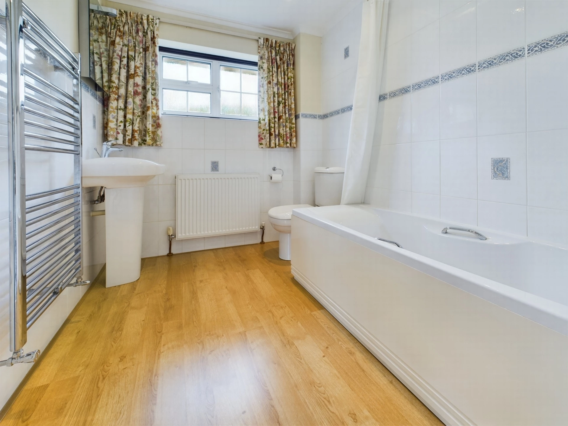 En Suite Bathroom