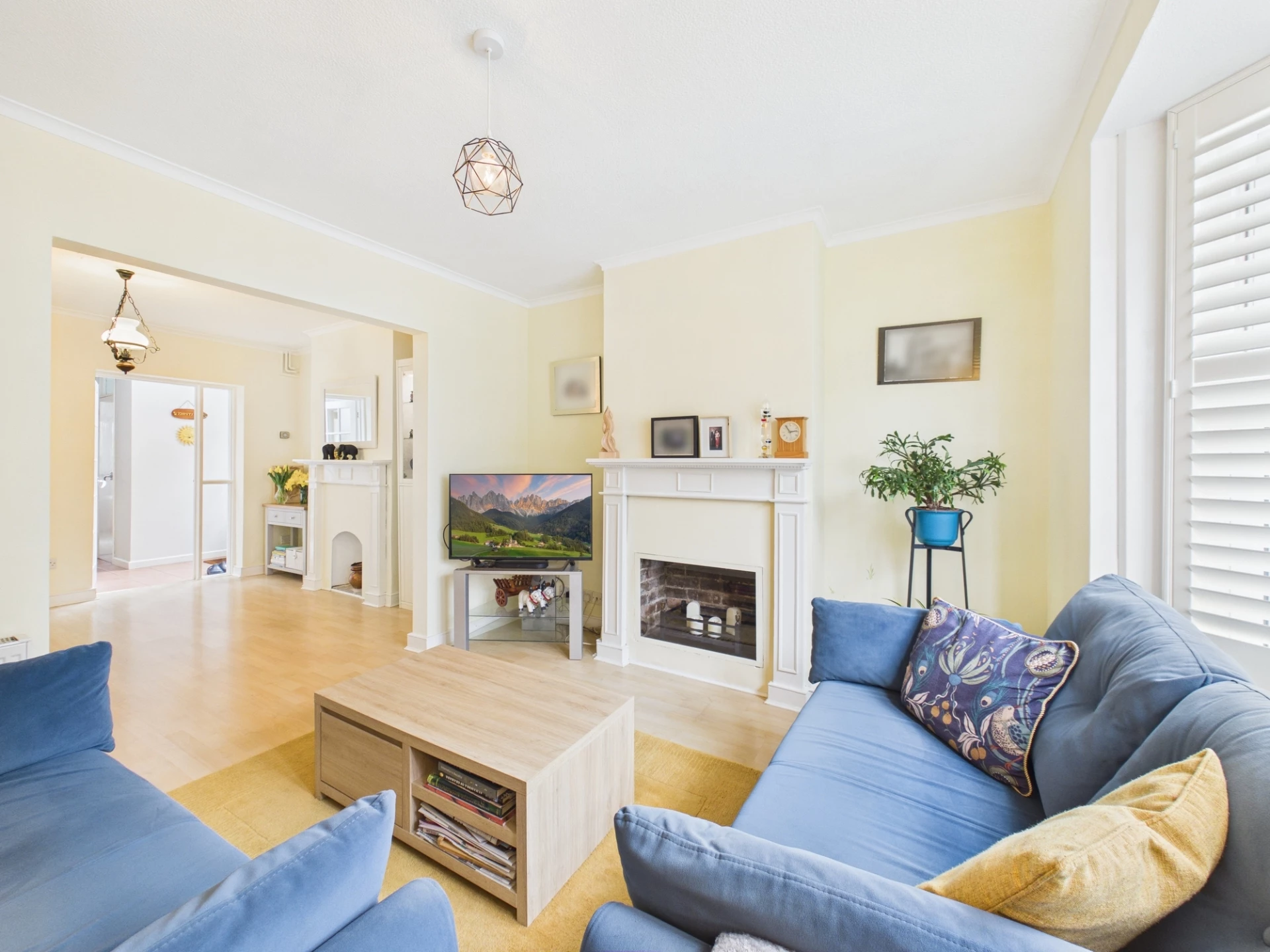 sitting room 1