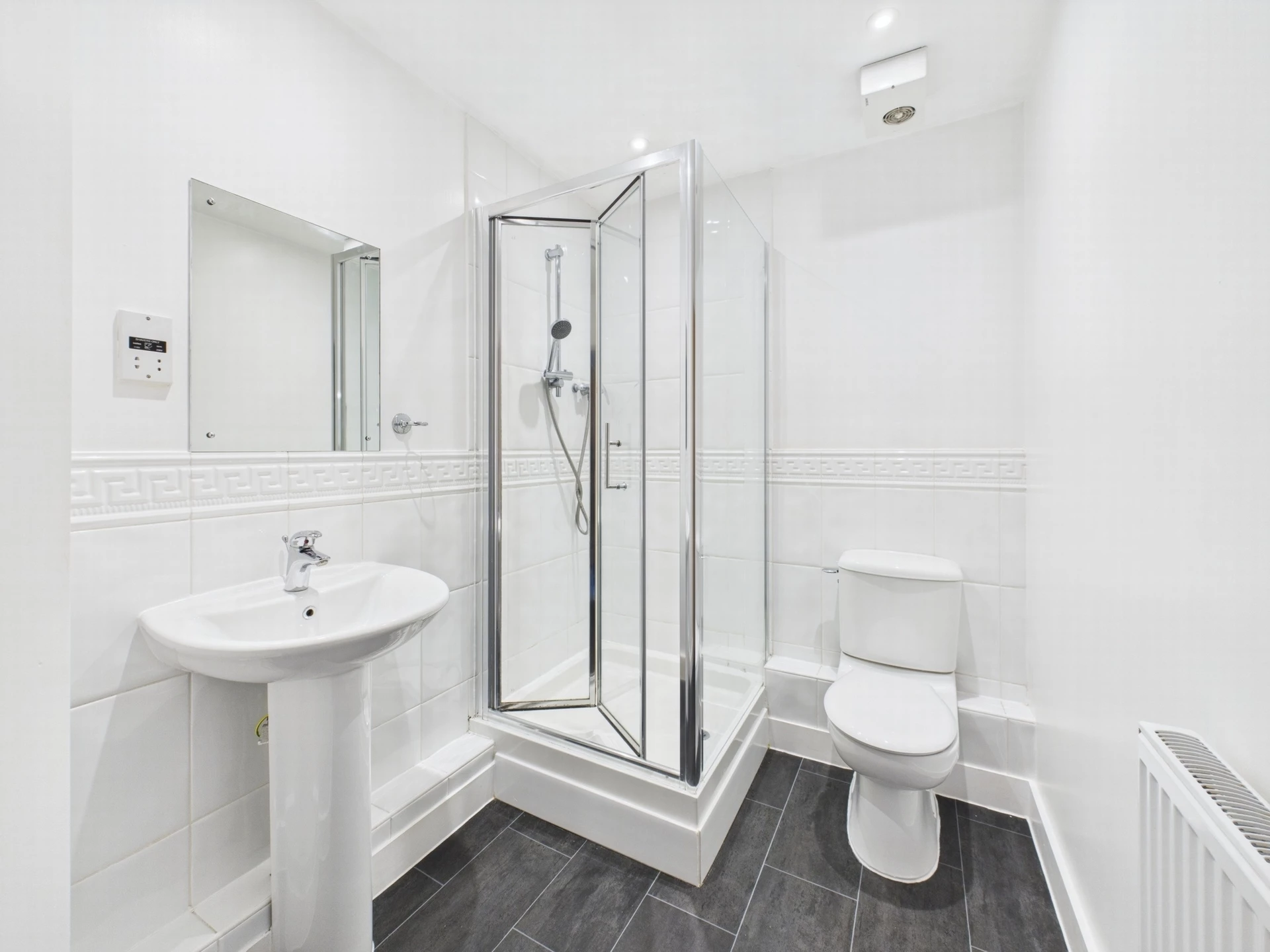 En Suite Shower Room