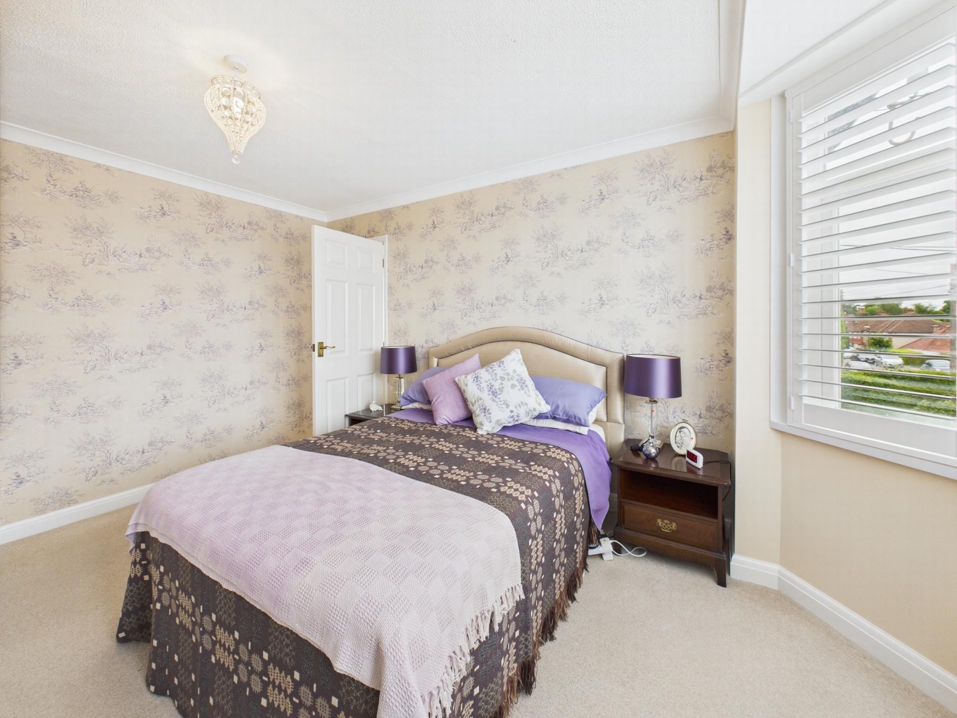 bedroom 1 2nd