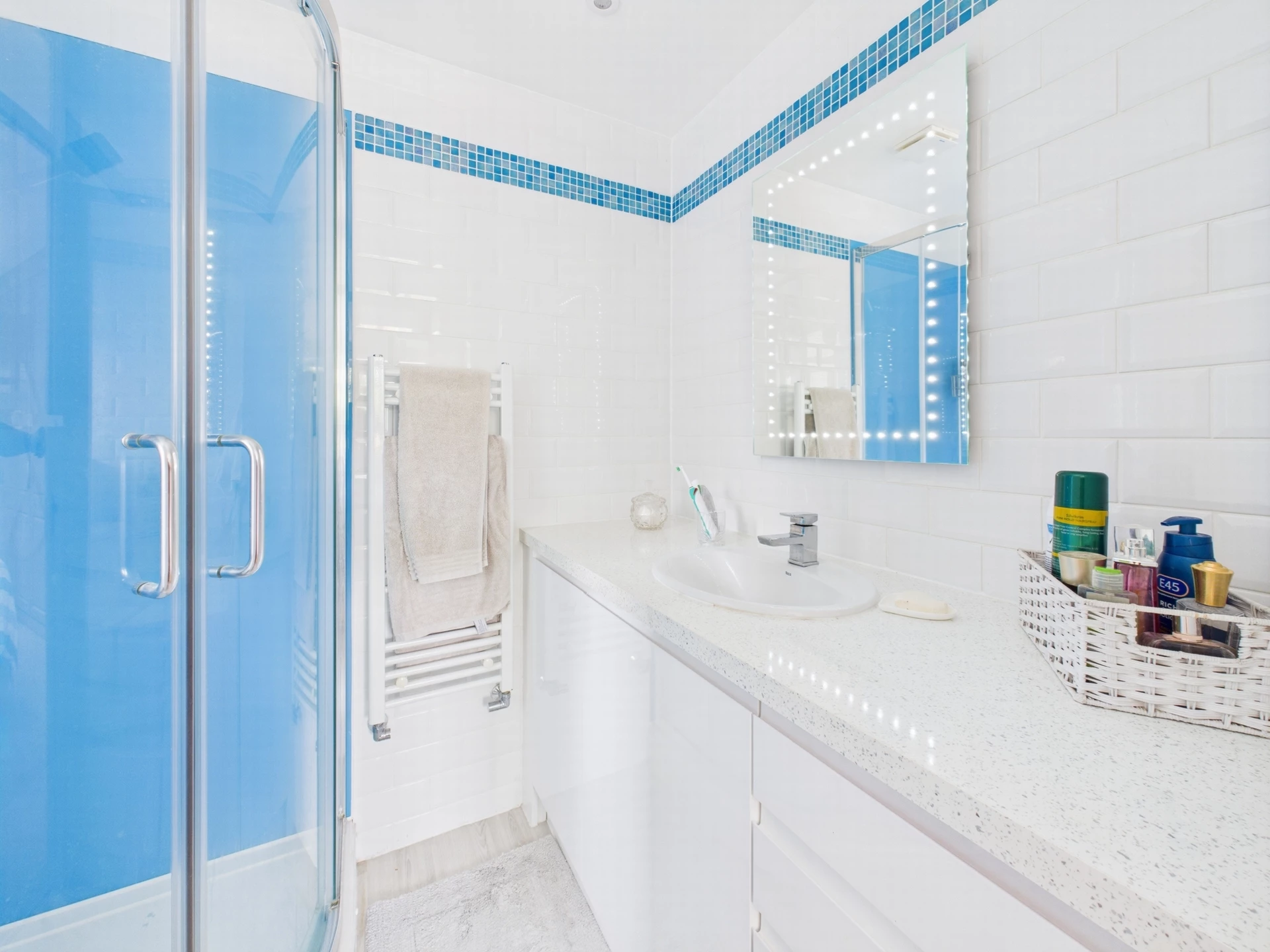 En Suite Shower Room