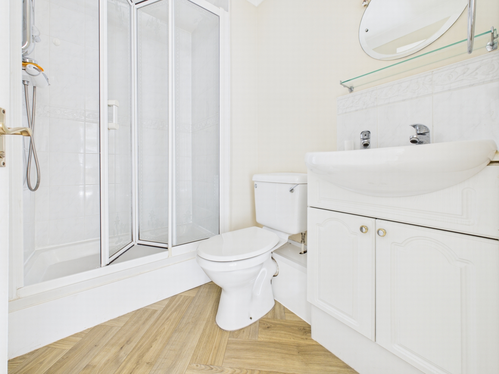 En Suite Shower Room