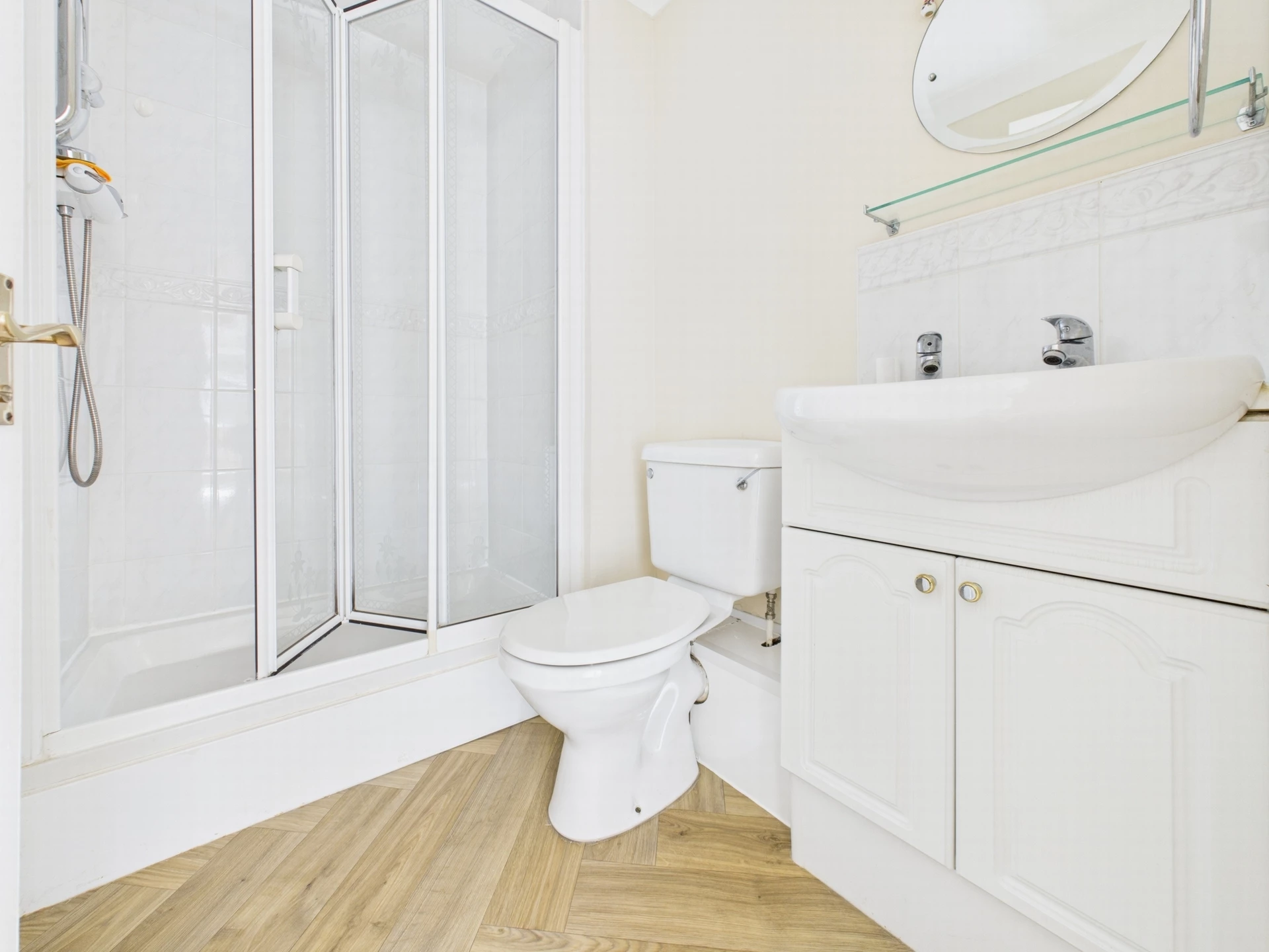 En Suite Shower Room