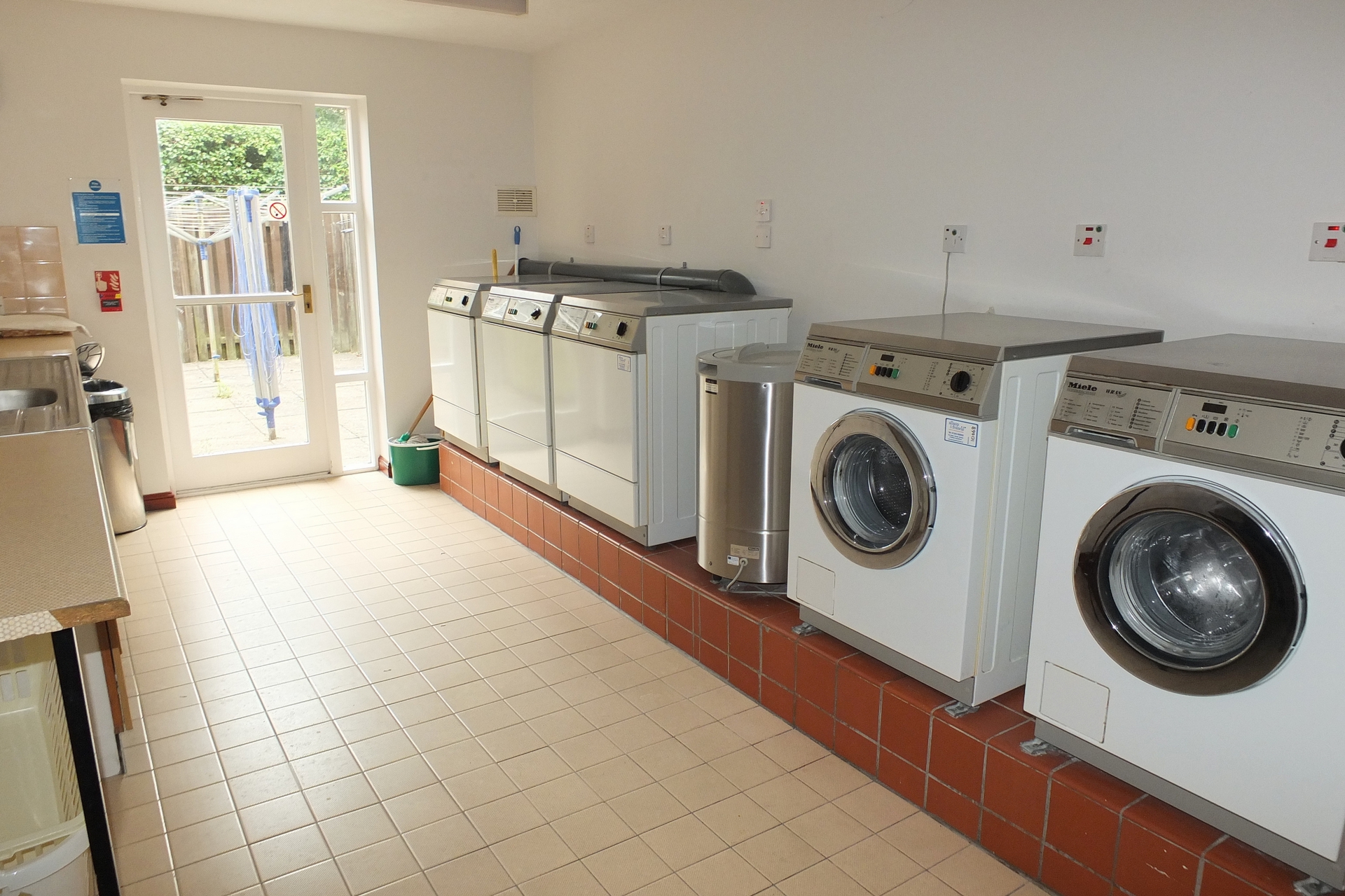 Laundry Rm