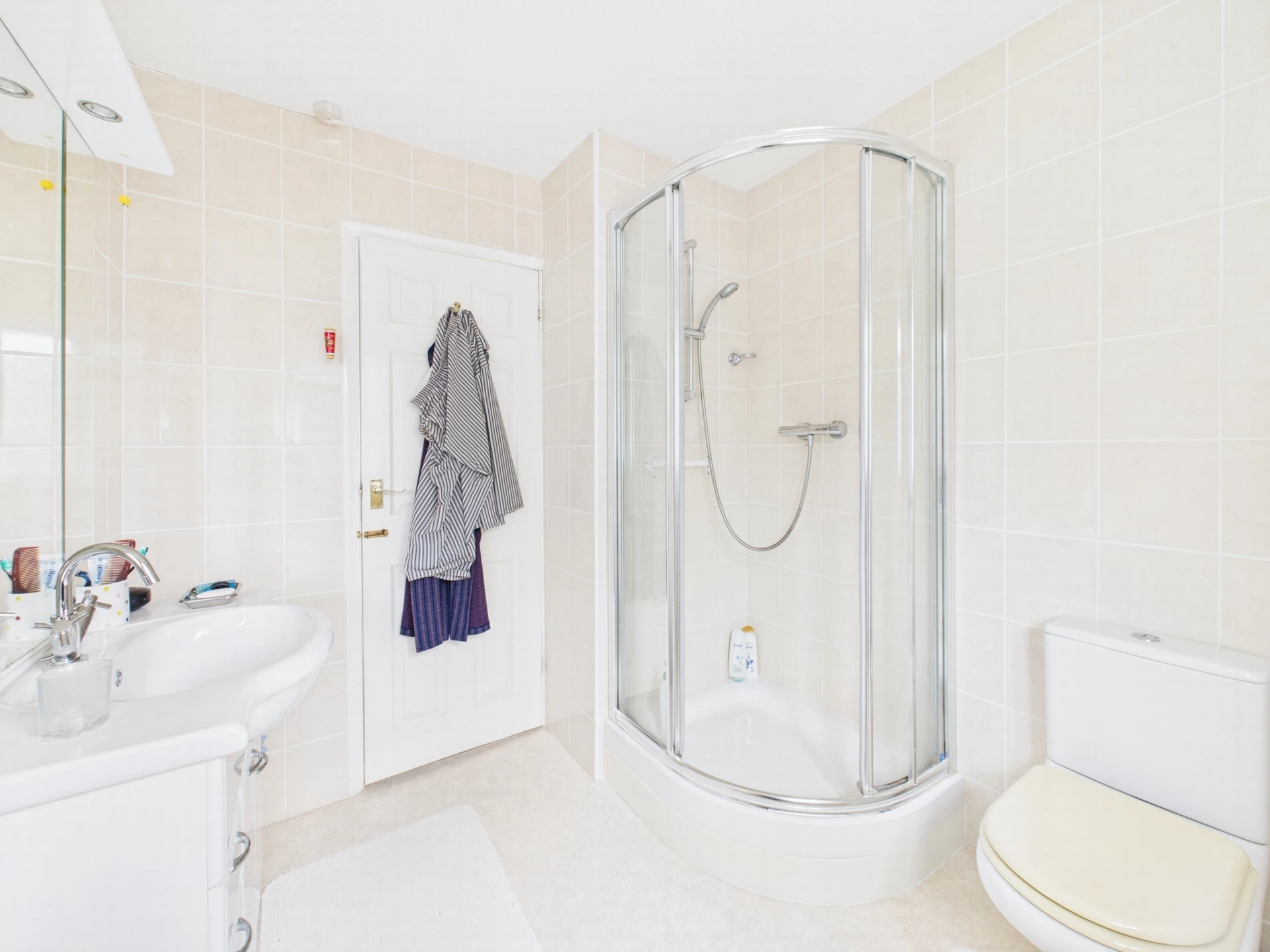 En Suite Shower Room