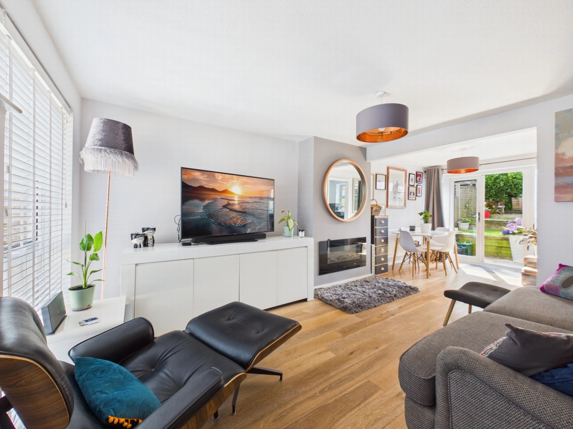 sitting room 3
