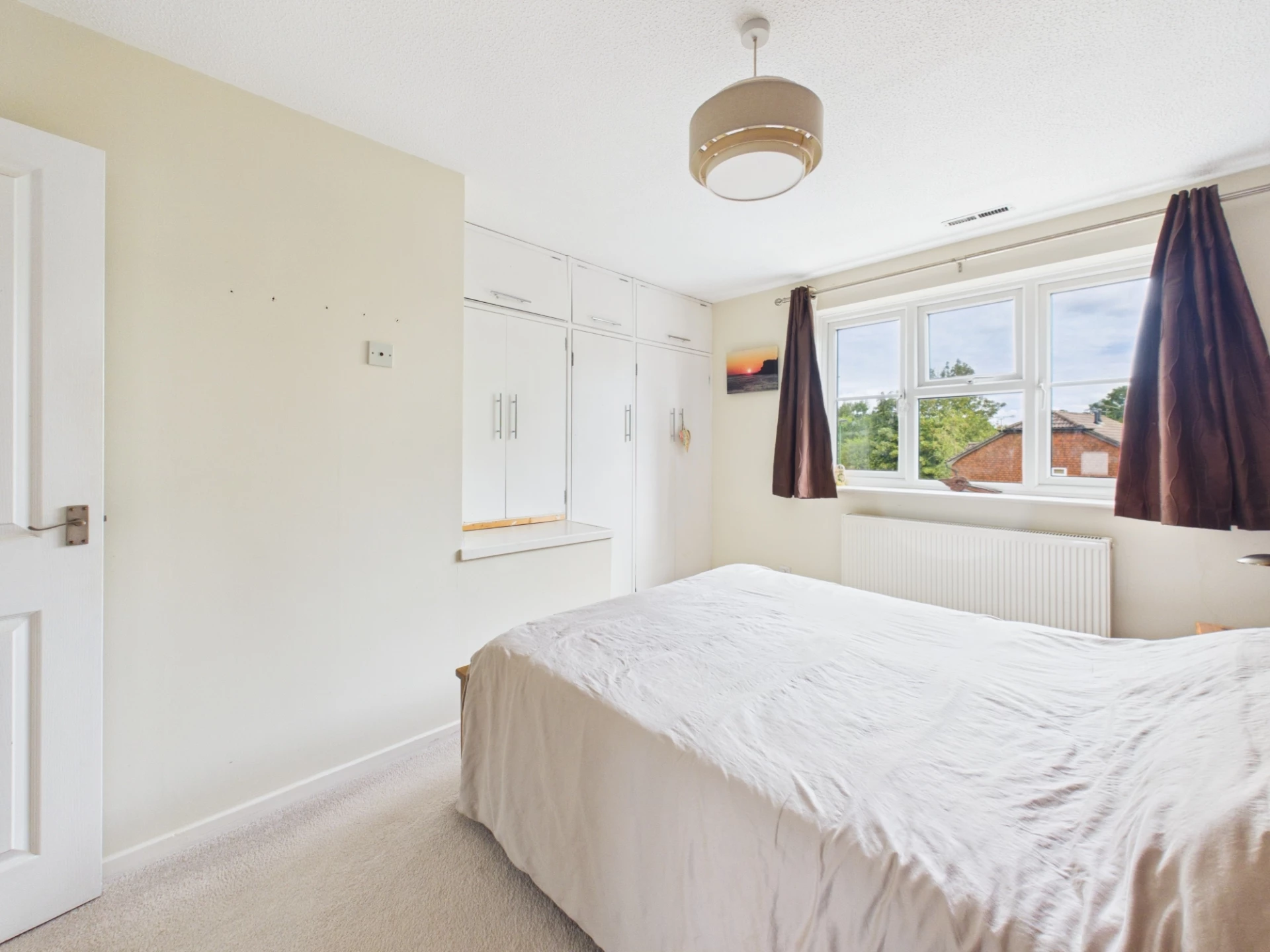 Bedroom 1 alt