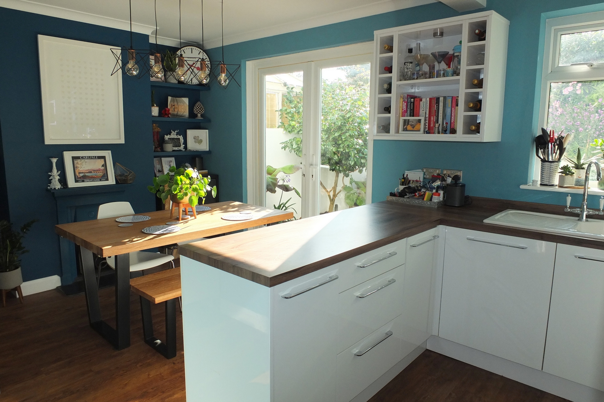 Property For Sale Western Road, Haywards Heath, RH16 3 Bedroom House