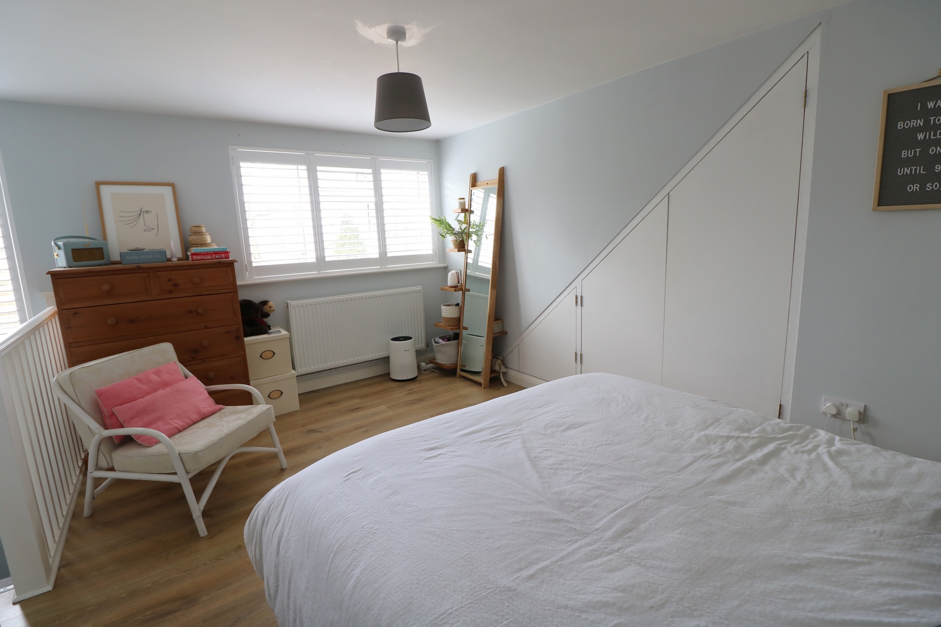 Property For Sale Edward Road, Haywards Heath, RH16 3 Bedroom House