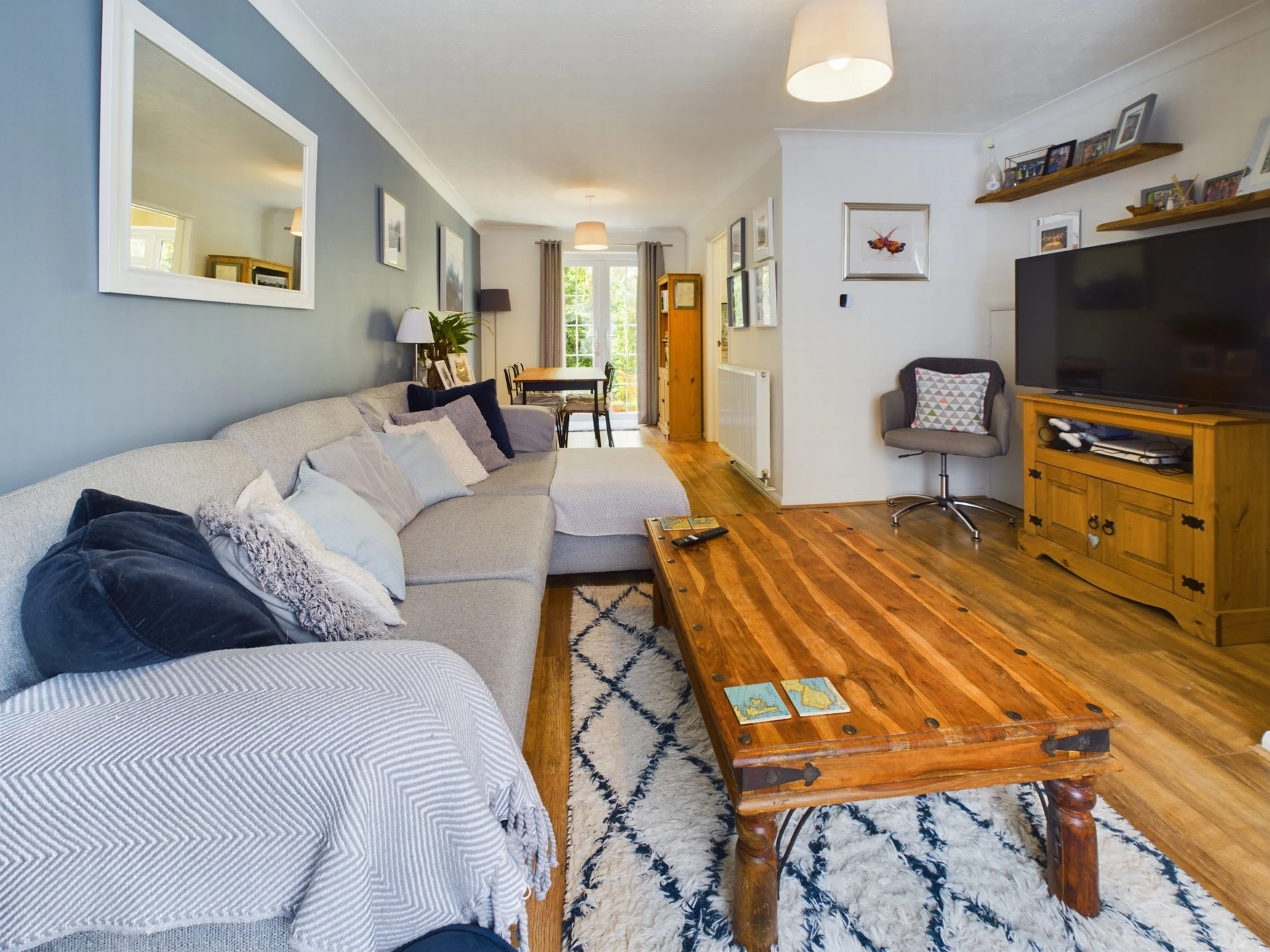 Sitting/Dining Rm