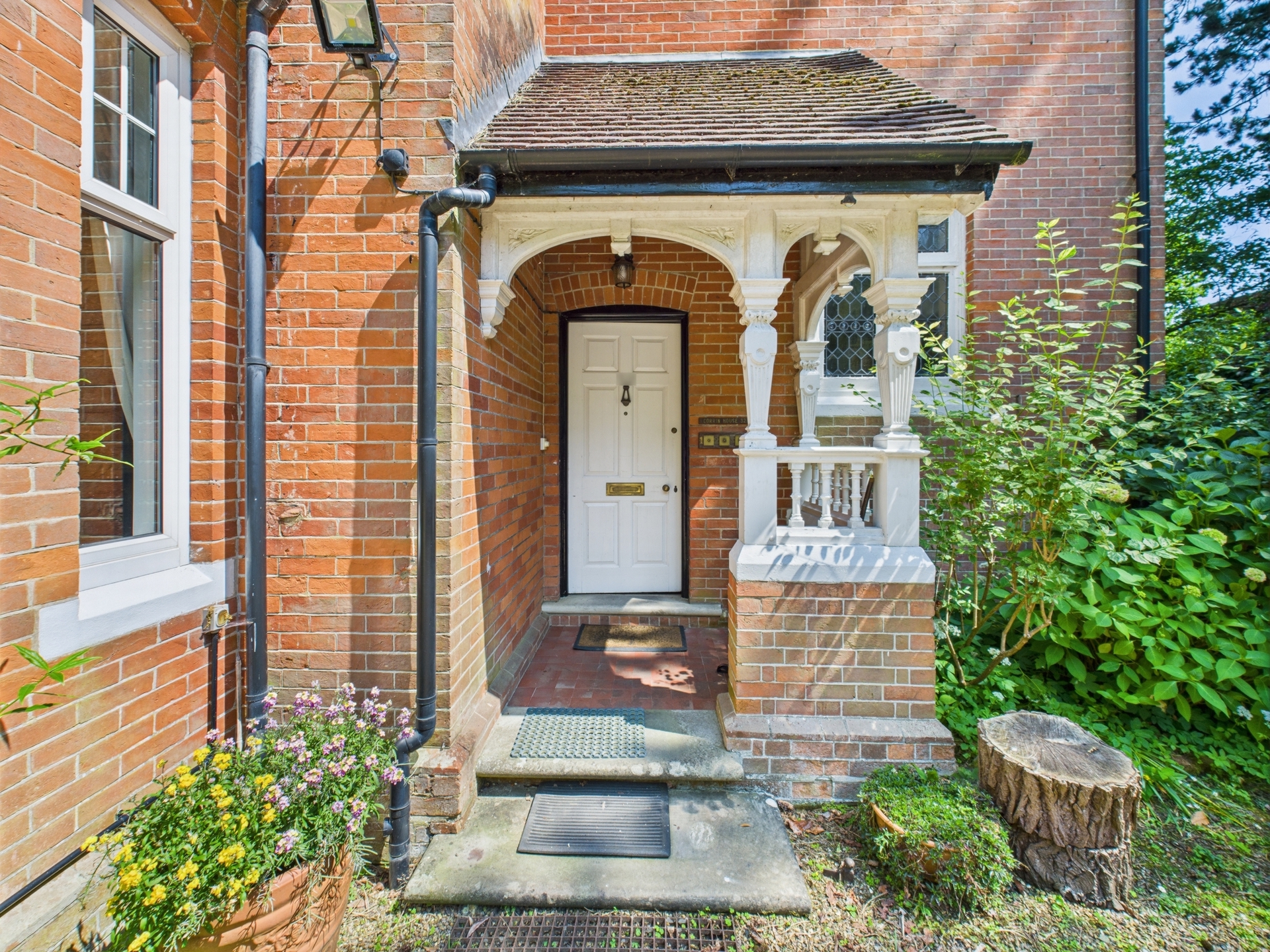 Porch 1