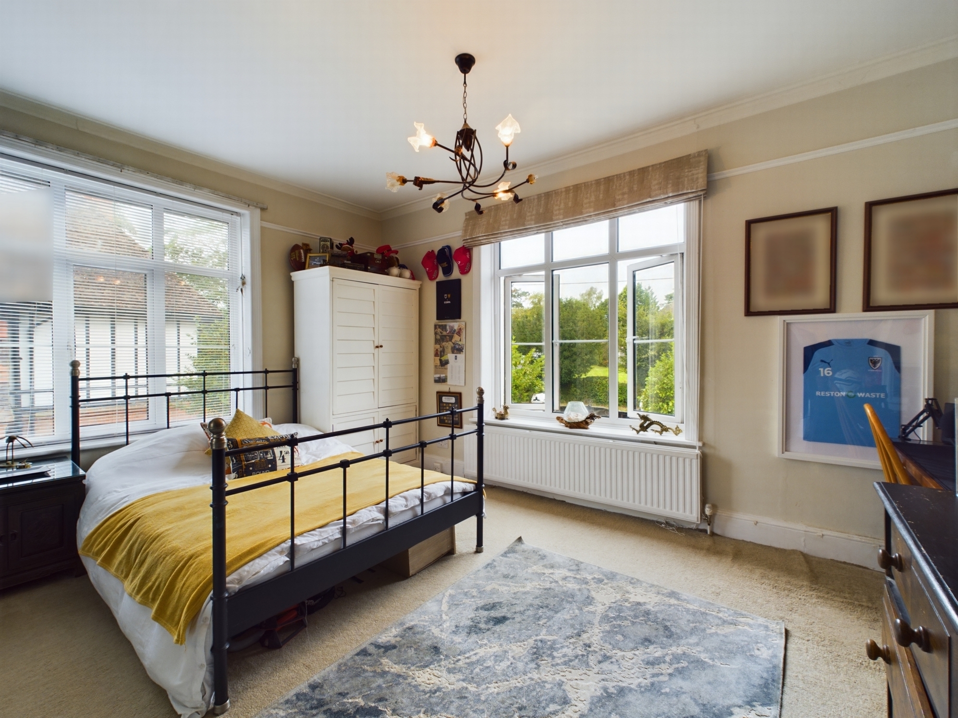 Property For Sale Off Muster Green, Haywards Heath, RH16 9 Bedroom