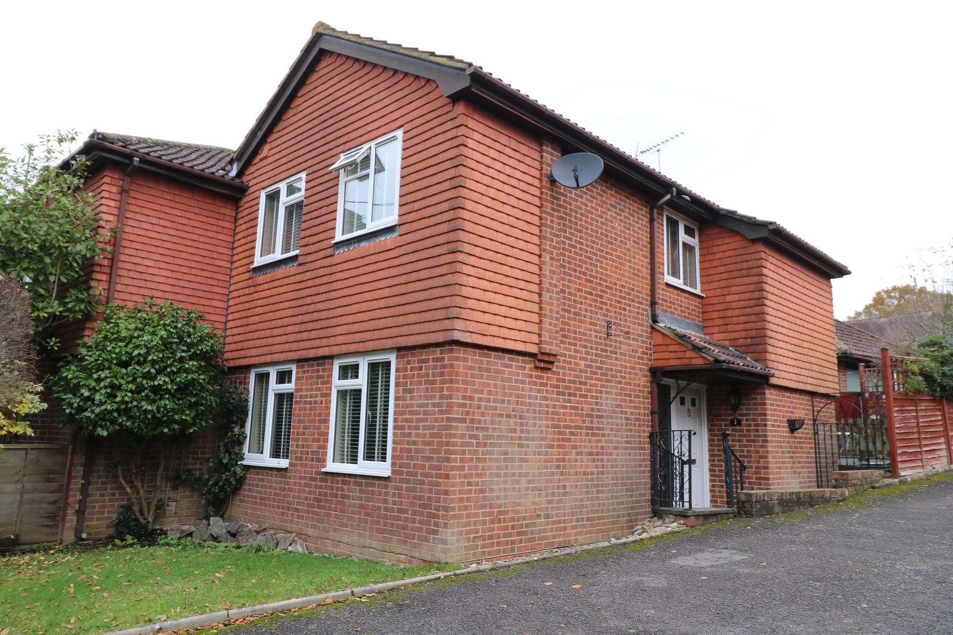 Springfield Close, Top Street Bolney