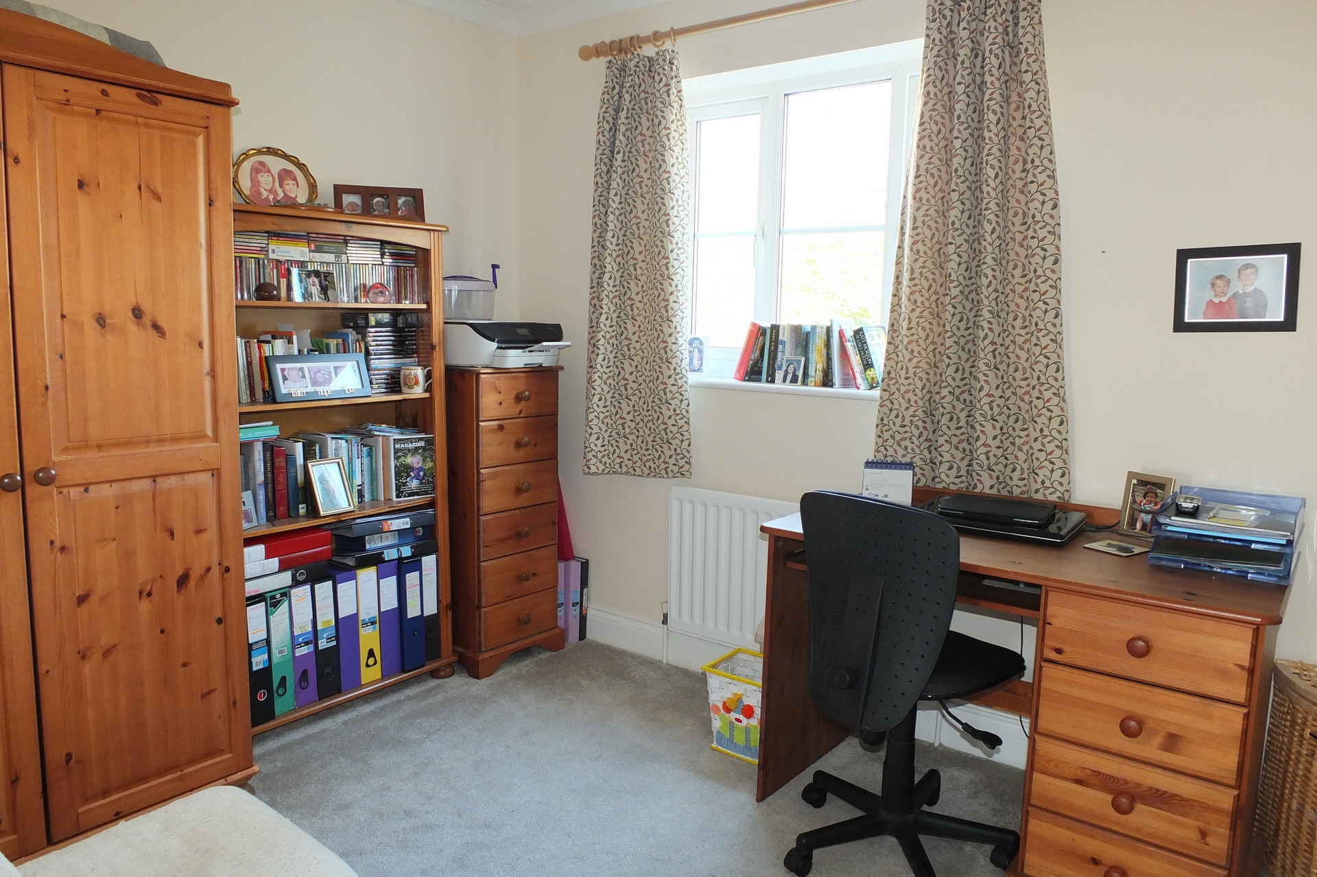 Property For Sale Burrell Green, Cuckfield, RH17 3 Bedroom House