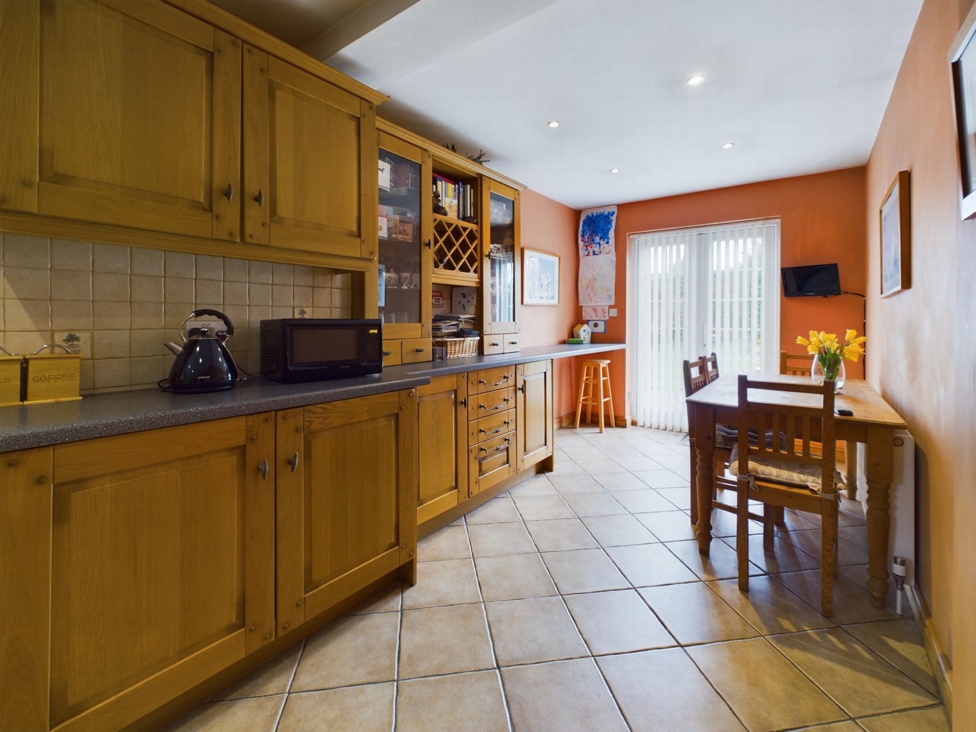 Property For Sale Fairfield Way, Haywards Heath, RH16 3 Bedroom House