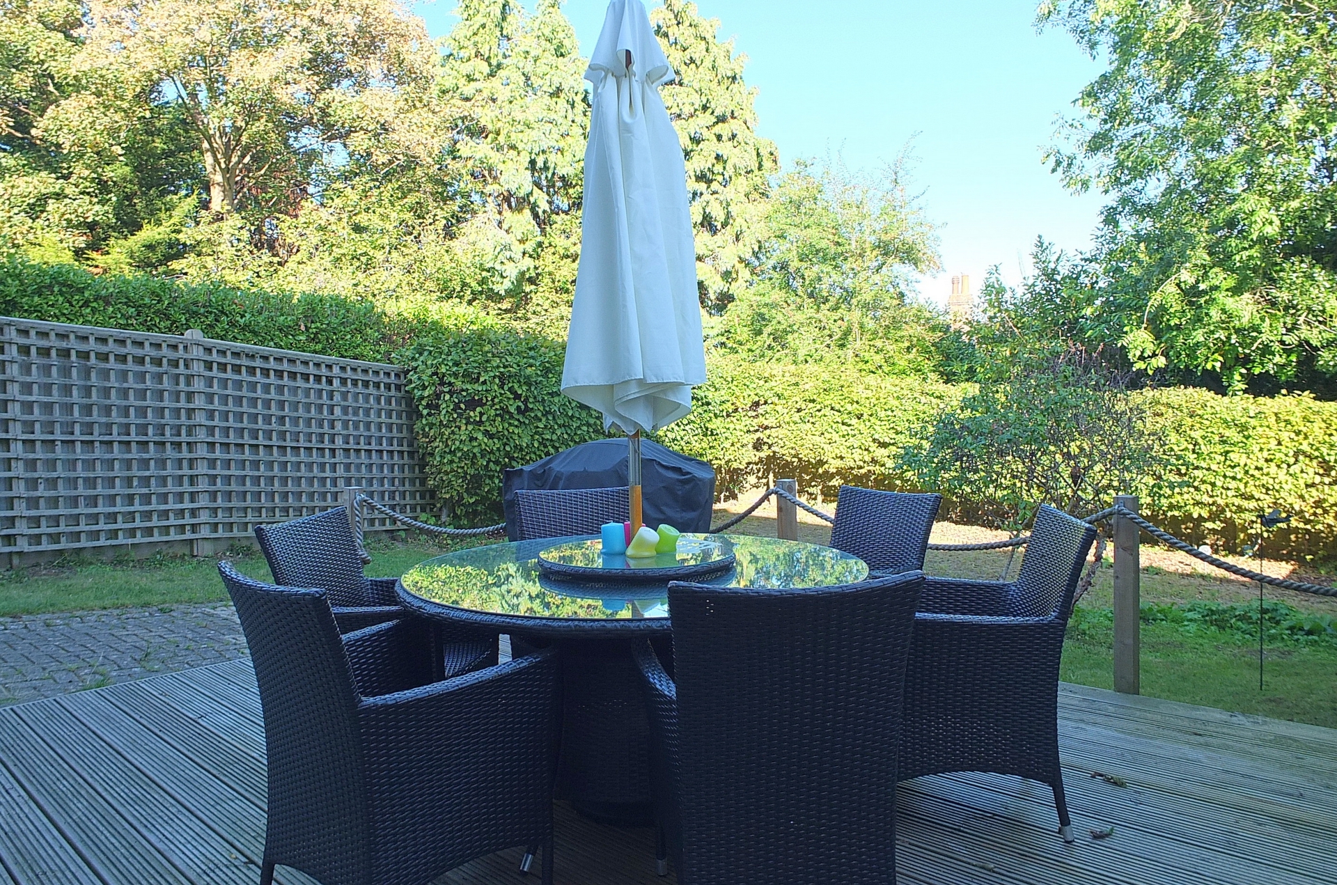 Property For Sale Turners Mill Road, Haywards Heath, RH16 3 Bedroom