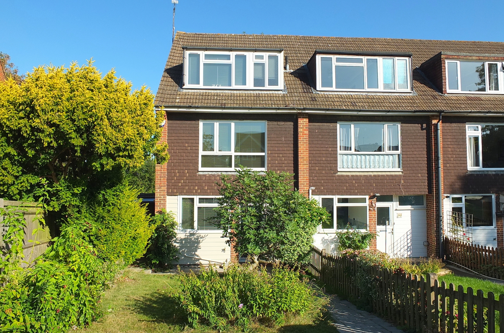 Property For Sale Turners Mill Road, Haywards Heath, RH16 3 Bedroom