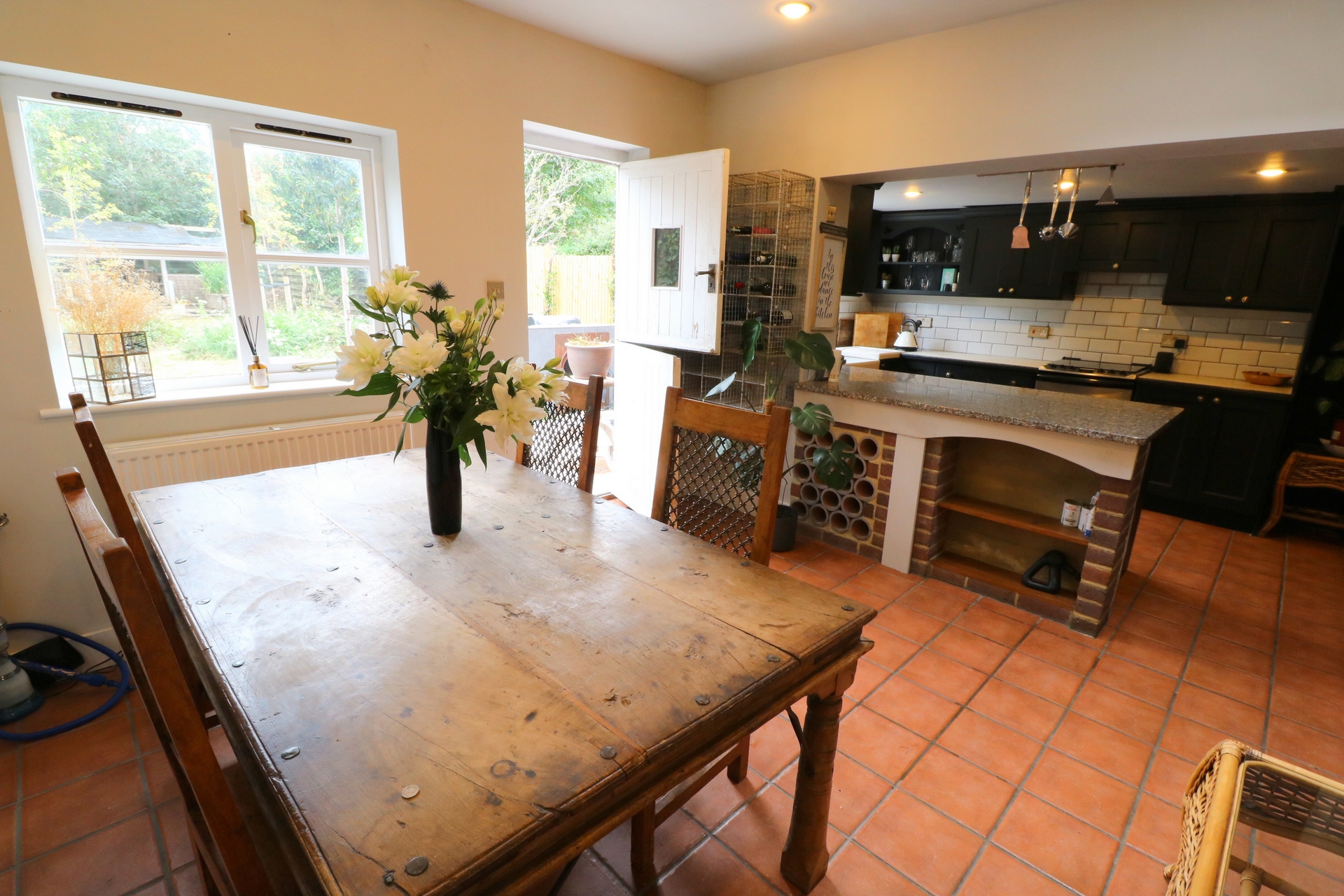 Property For Sale Western Road, Haywards Heath, RH16 3 Bedroom House