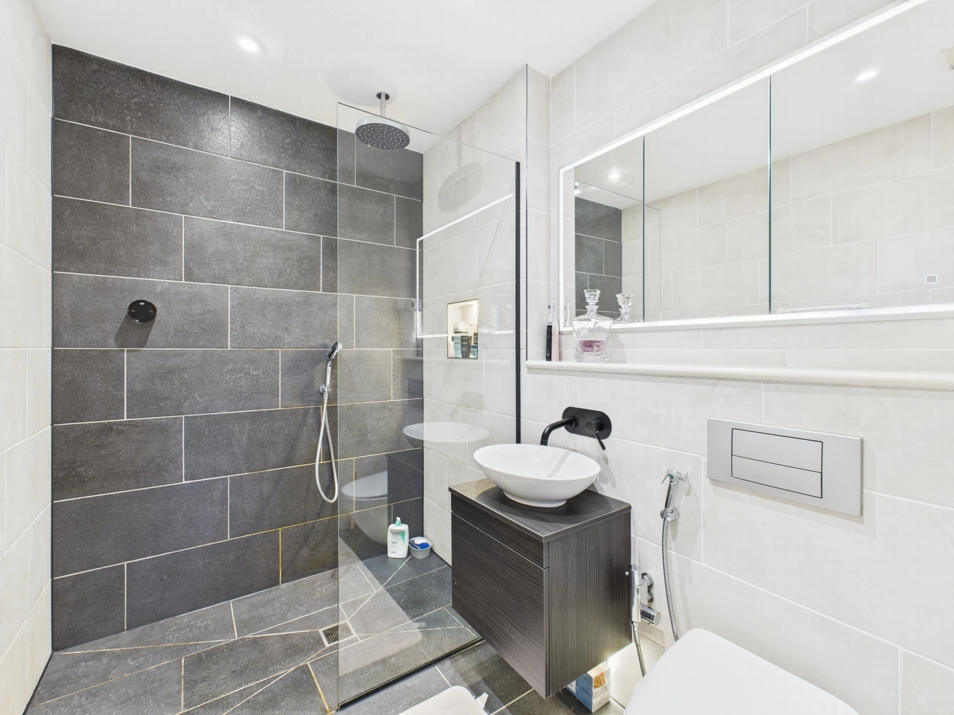 En Suite Shower Room