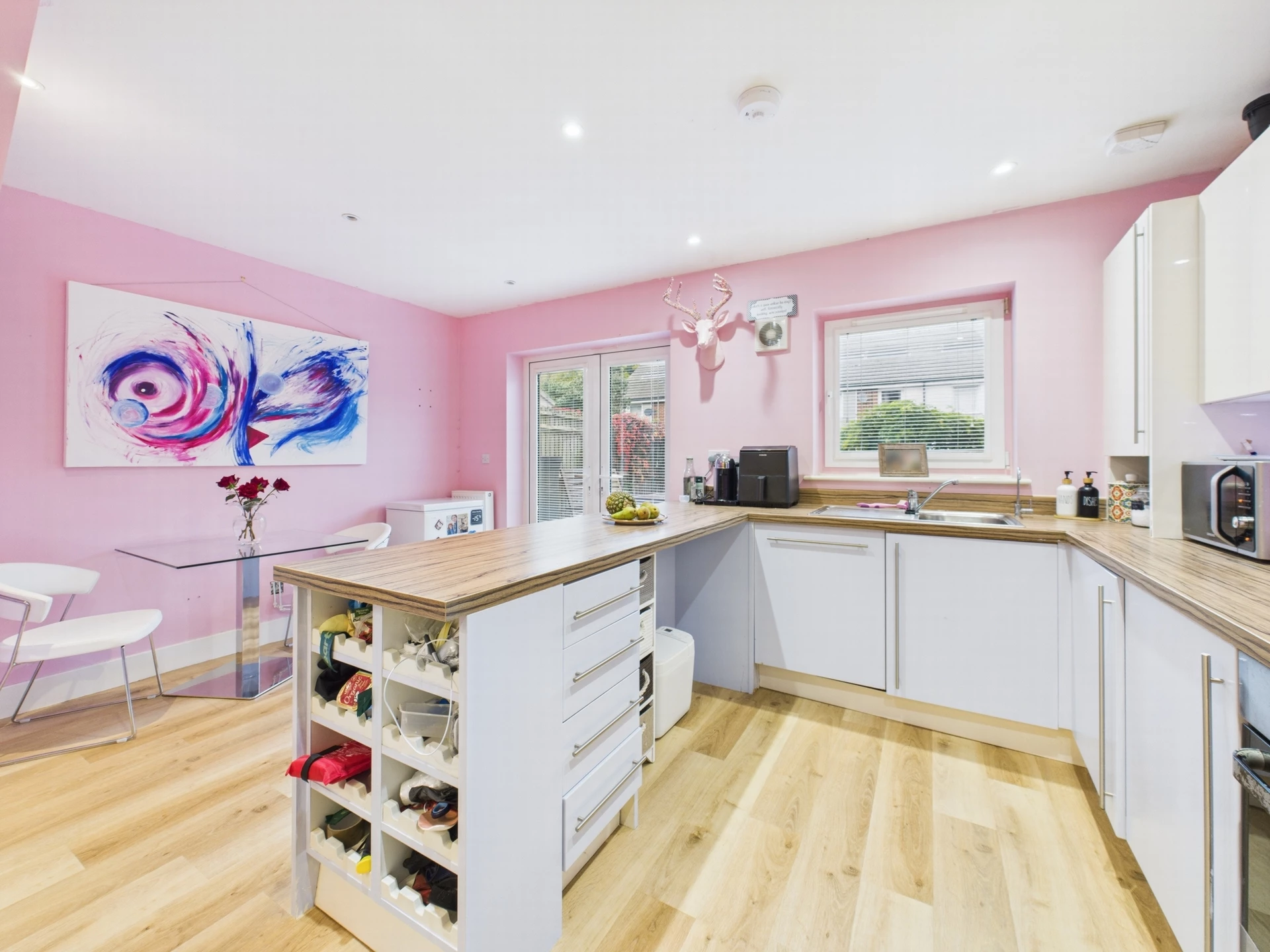 Kitchen & Dining Room