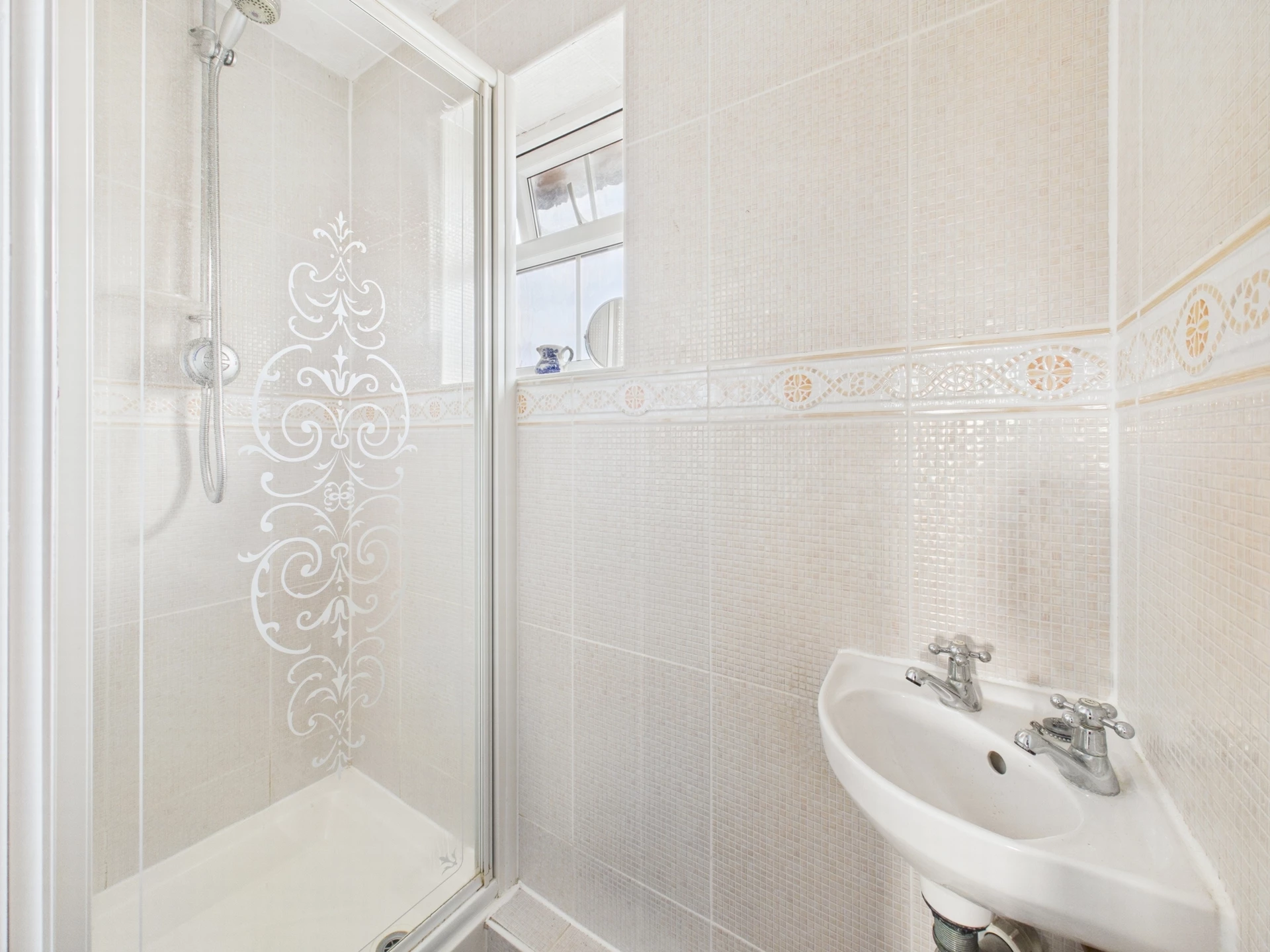 En Suite Shower Room