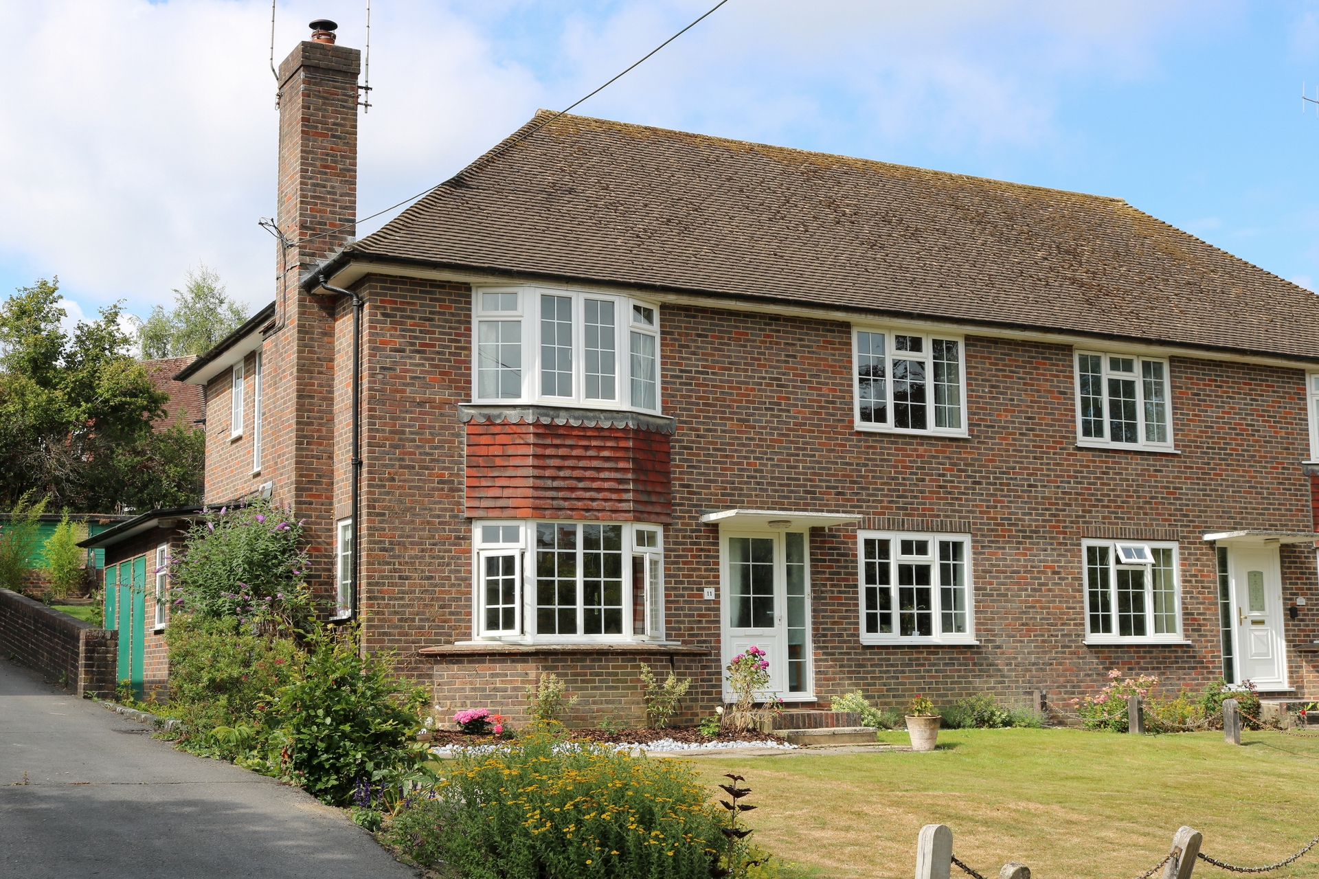 Property For Sale Greenways, Haywards Heath, RH16 2 Bedroom Flat