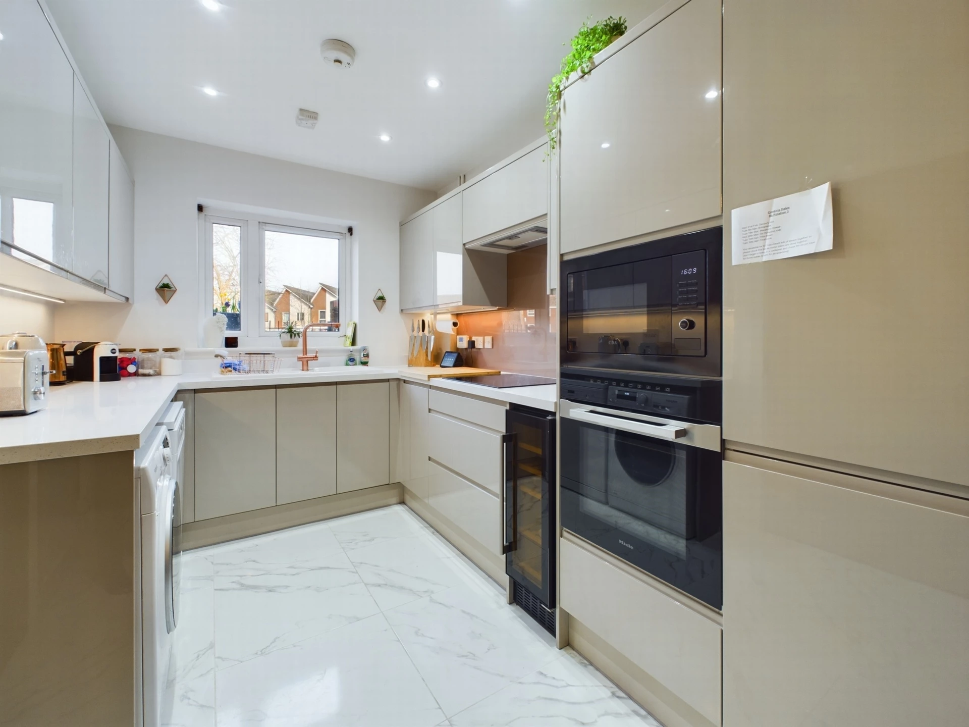 Kitchen/Brkfst Rm