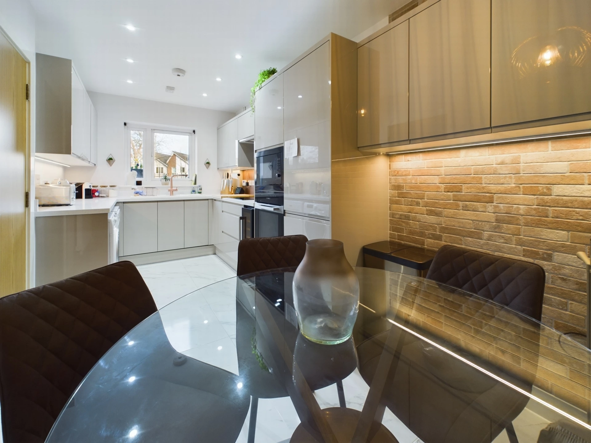 Kitchen/Brkfst Rm