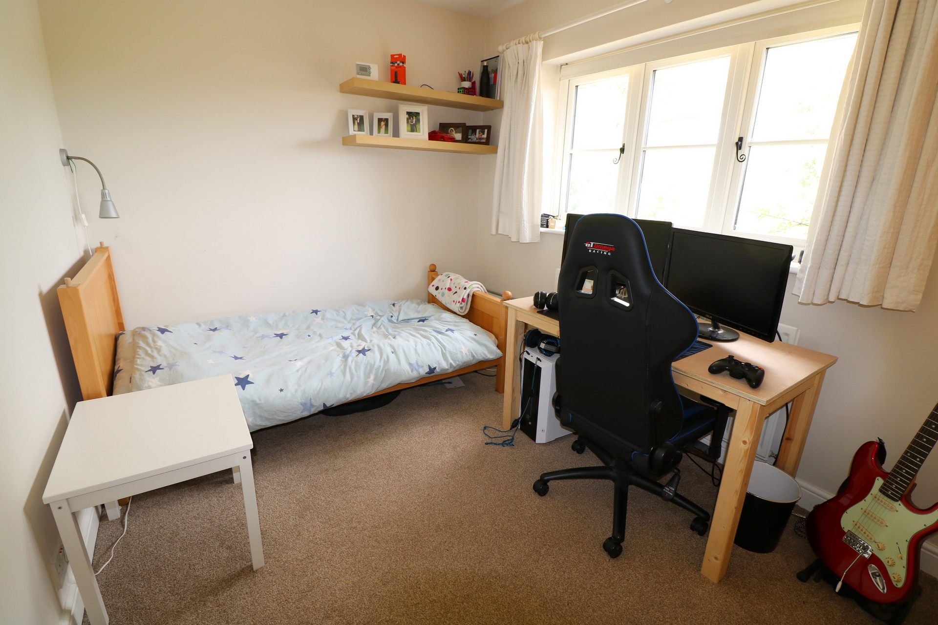 Property For Sale Fox Hill, Haywards Heath, RH16 4 Bedroom House